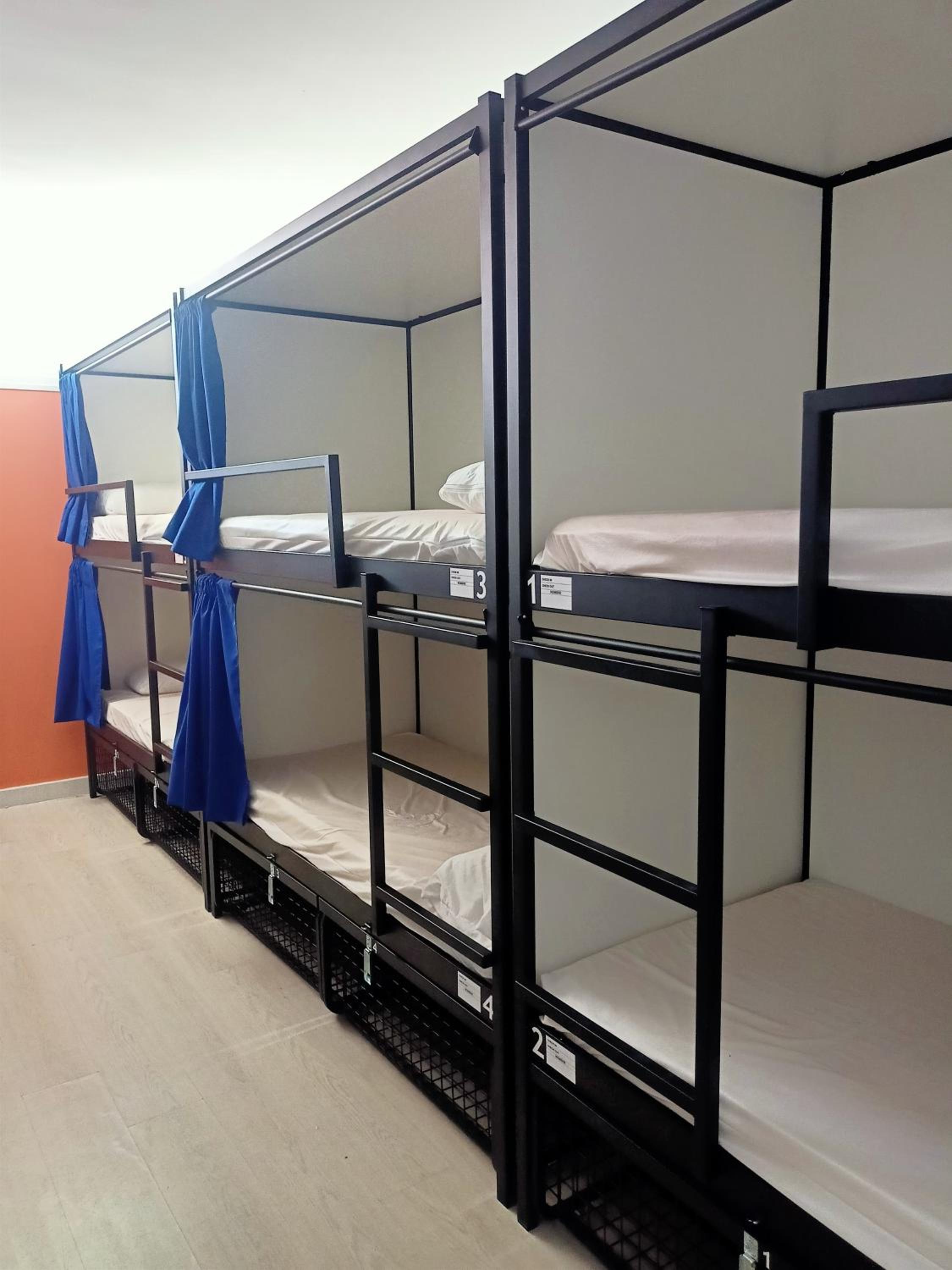 Bed in 10-Bed Mixed Dormitory Room photo 2