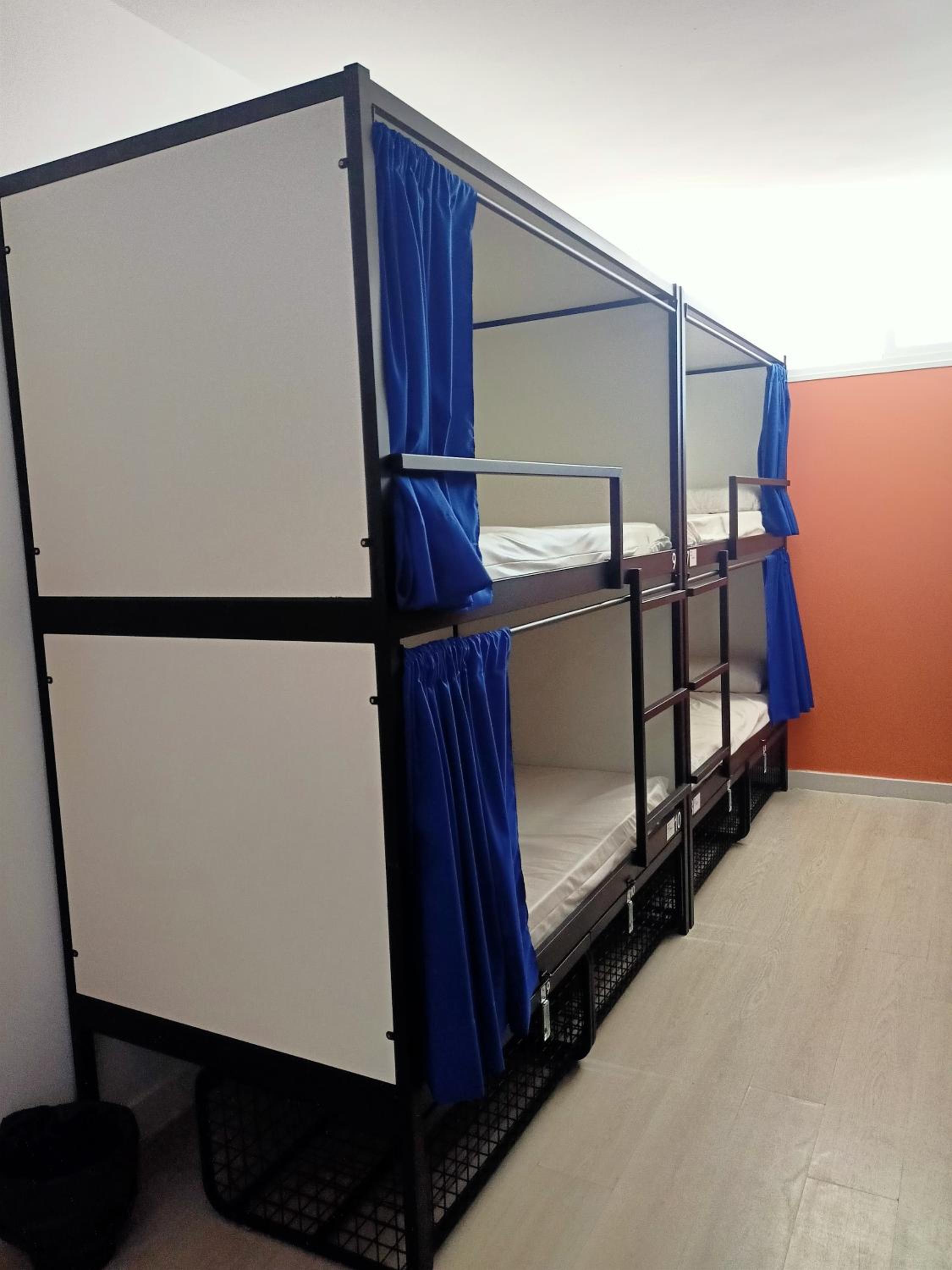 Bed in 10-Bed Mixed Dormitory Room photo 3