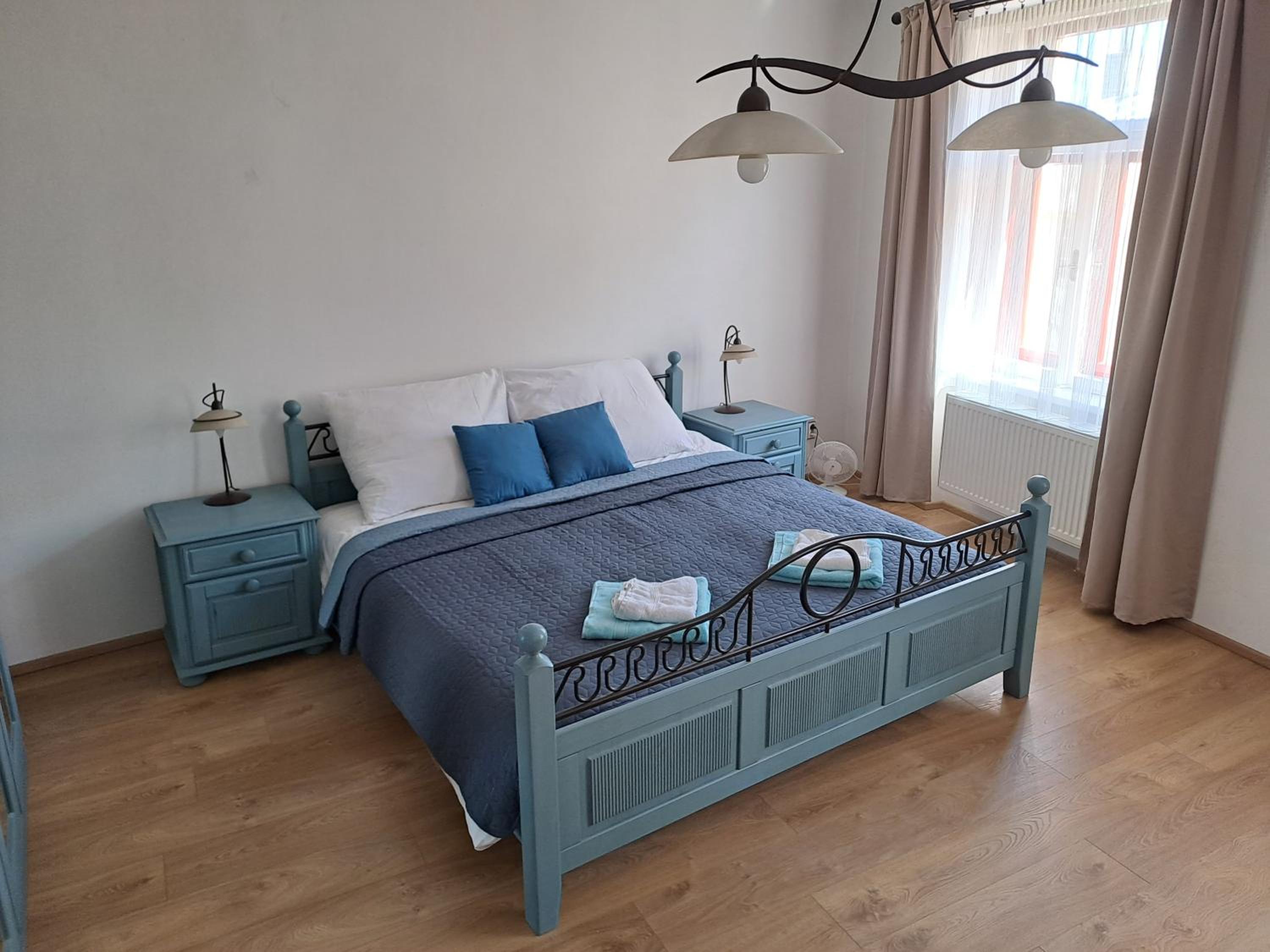 Standard Double Room with Shared Bathroom