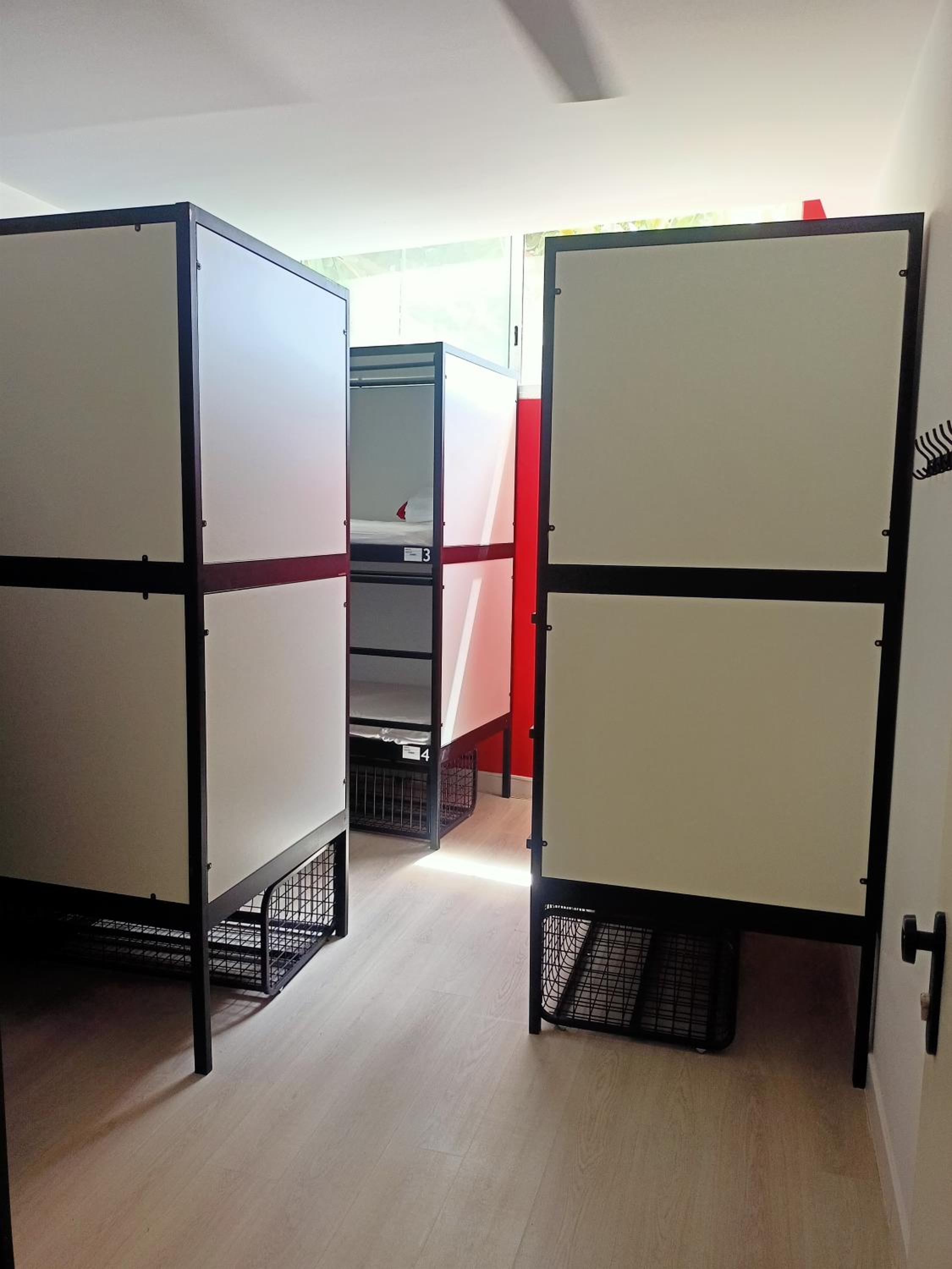 Bed in 8-Bed Male Dormitory Room photo 2