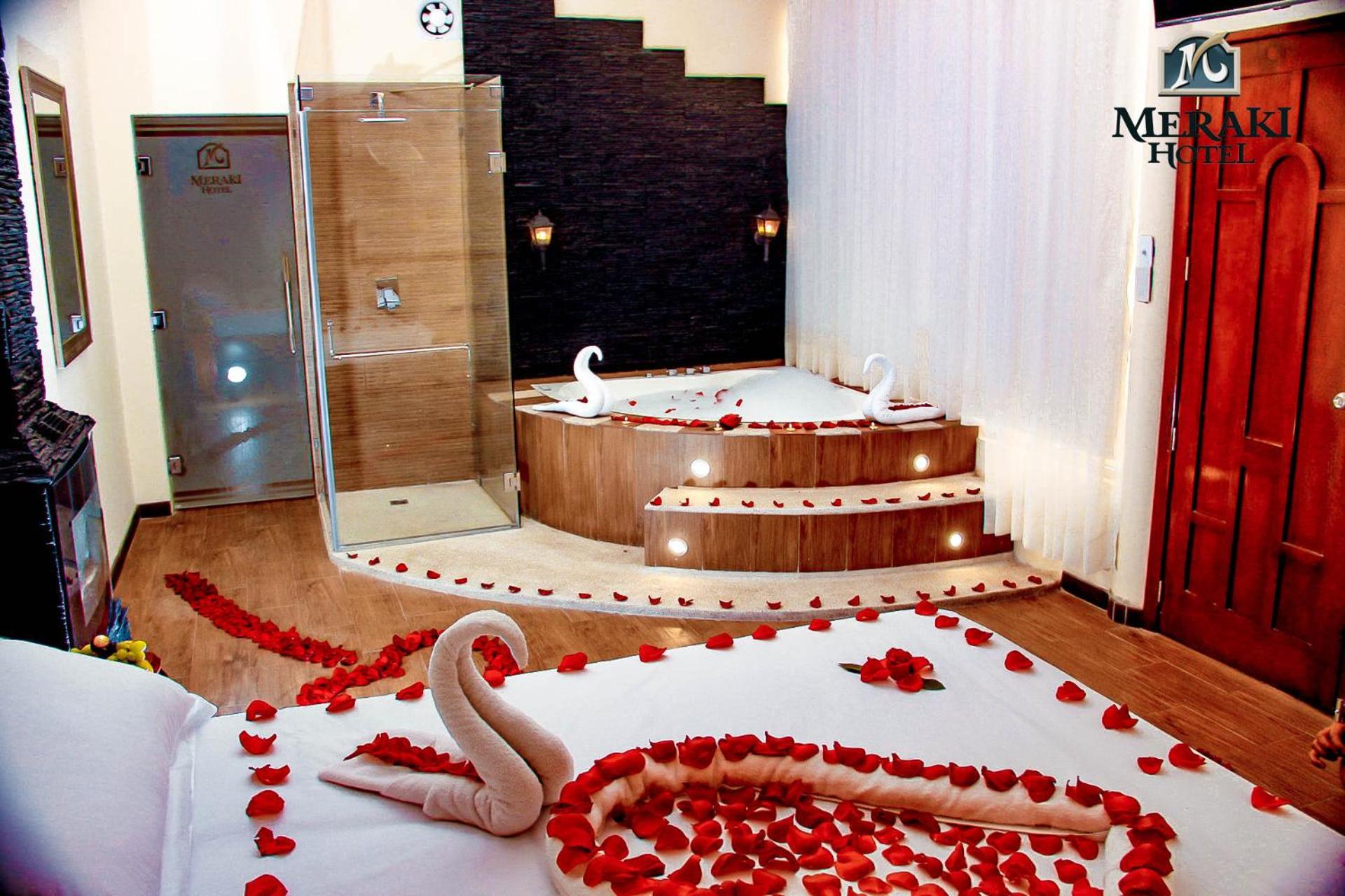 Studio with Spa Bath