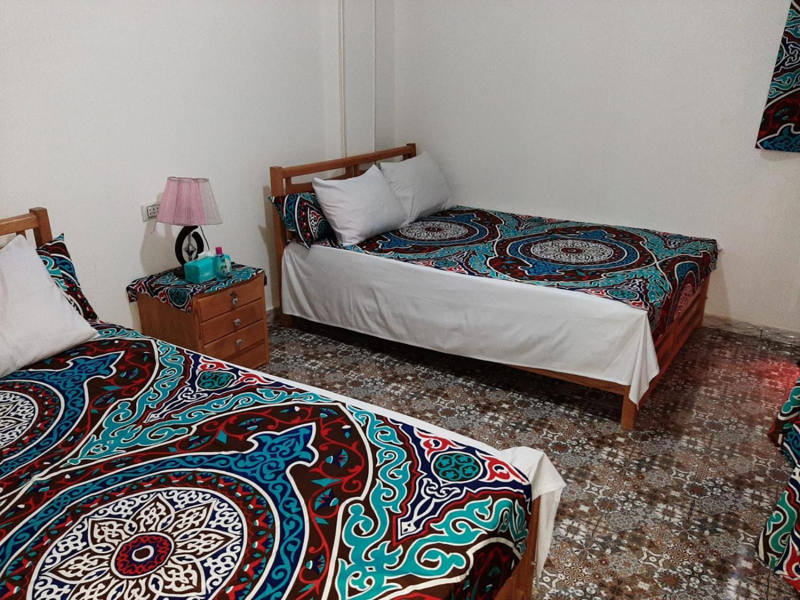 Deluxe Room (2 Adults + 1 Child)