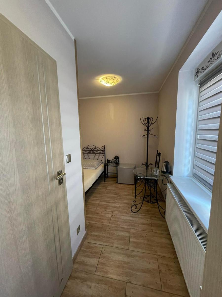 Single Room photo 1
