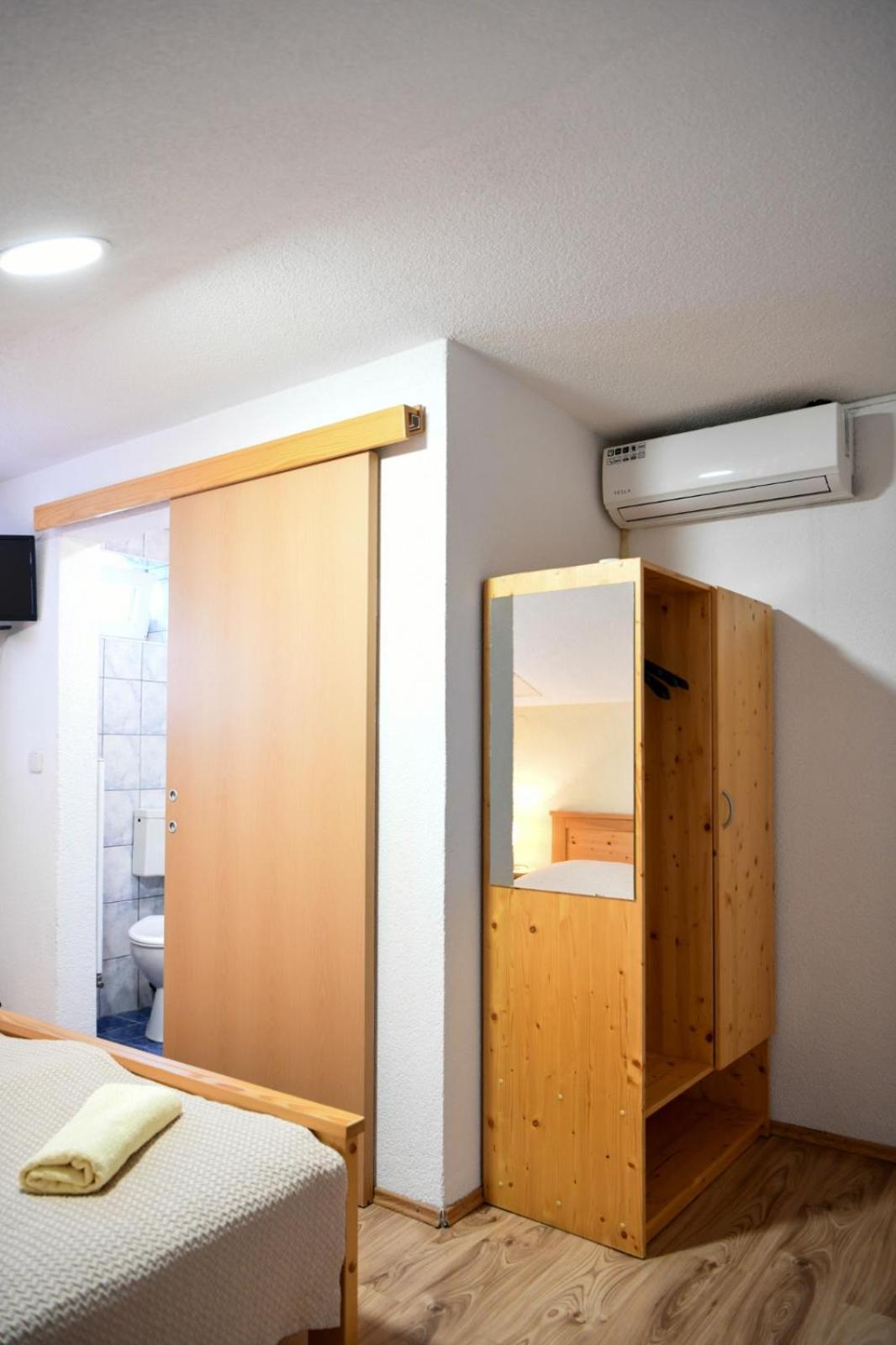 Double Room photo 3