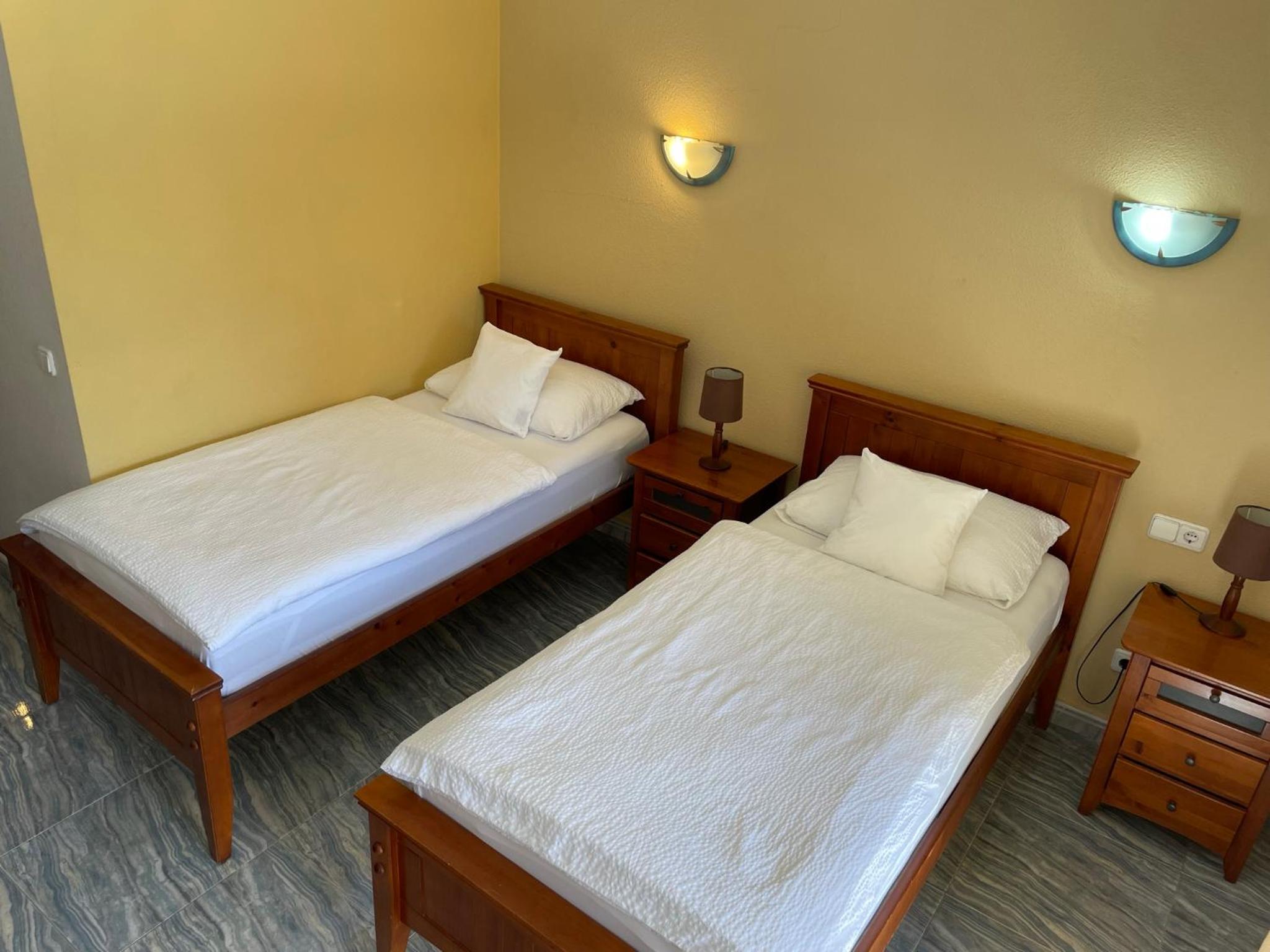 Double Room with Terrace - Photo 12