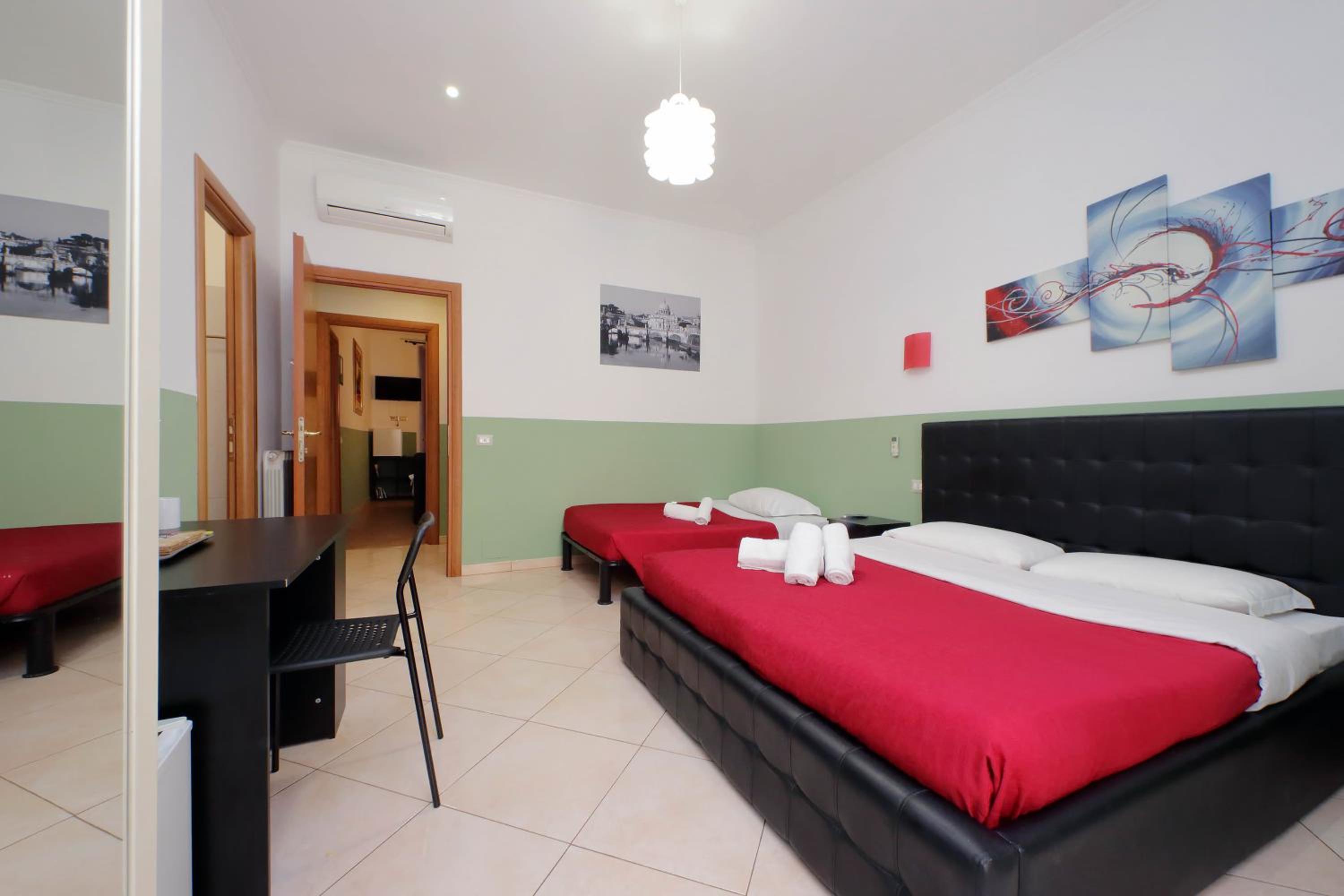 Triple Room photo 3
