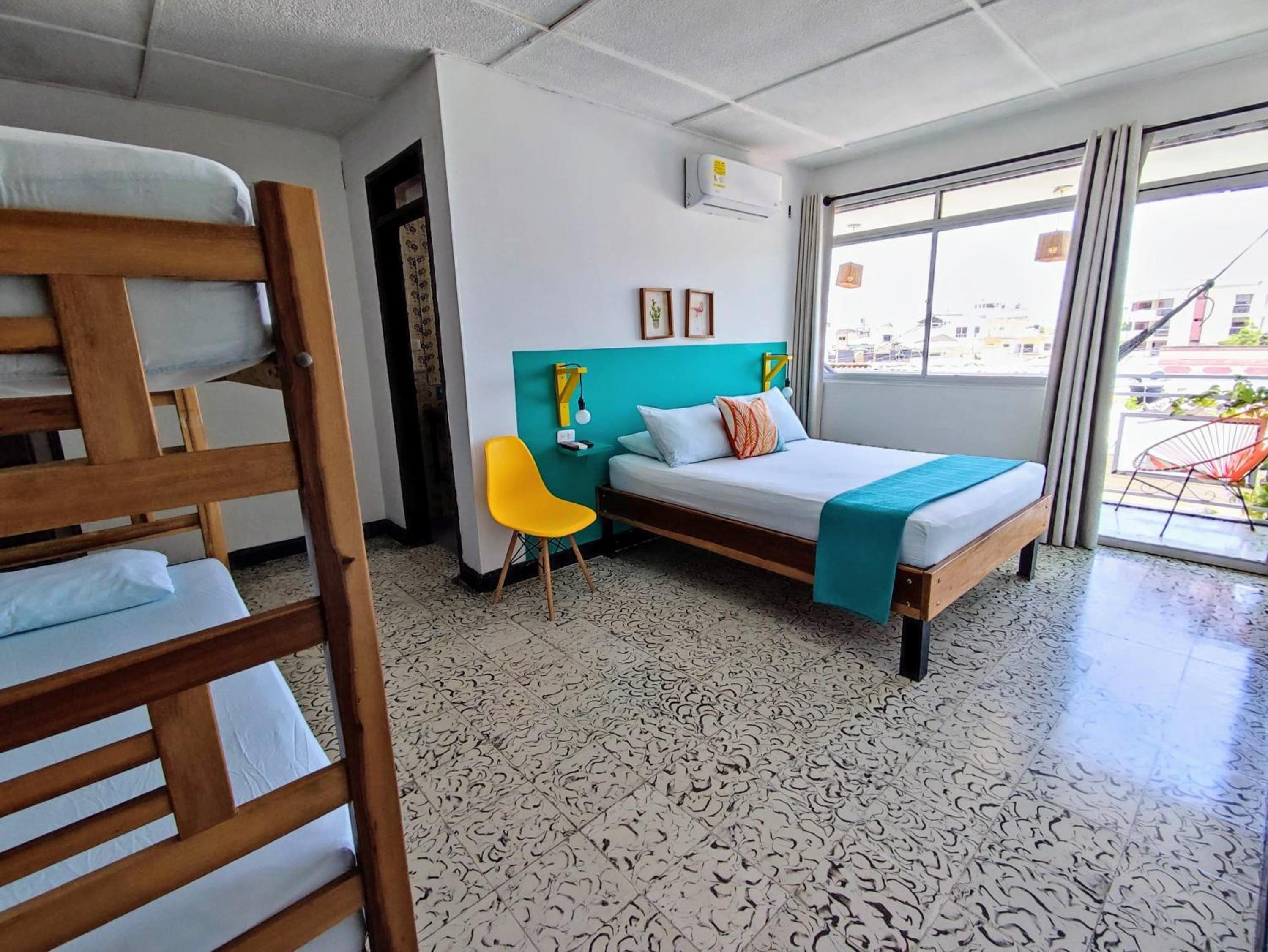Quadruple Room with Balcony photo 1