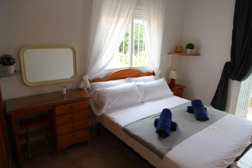 Casa de cuatro habitaciones