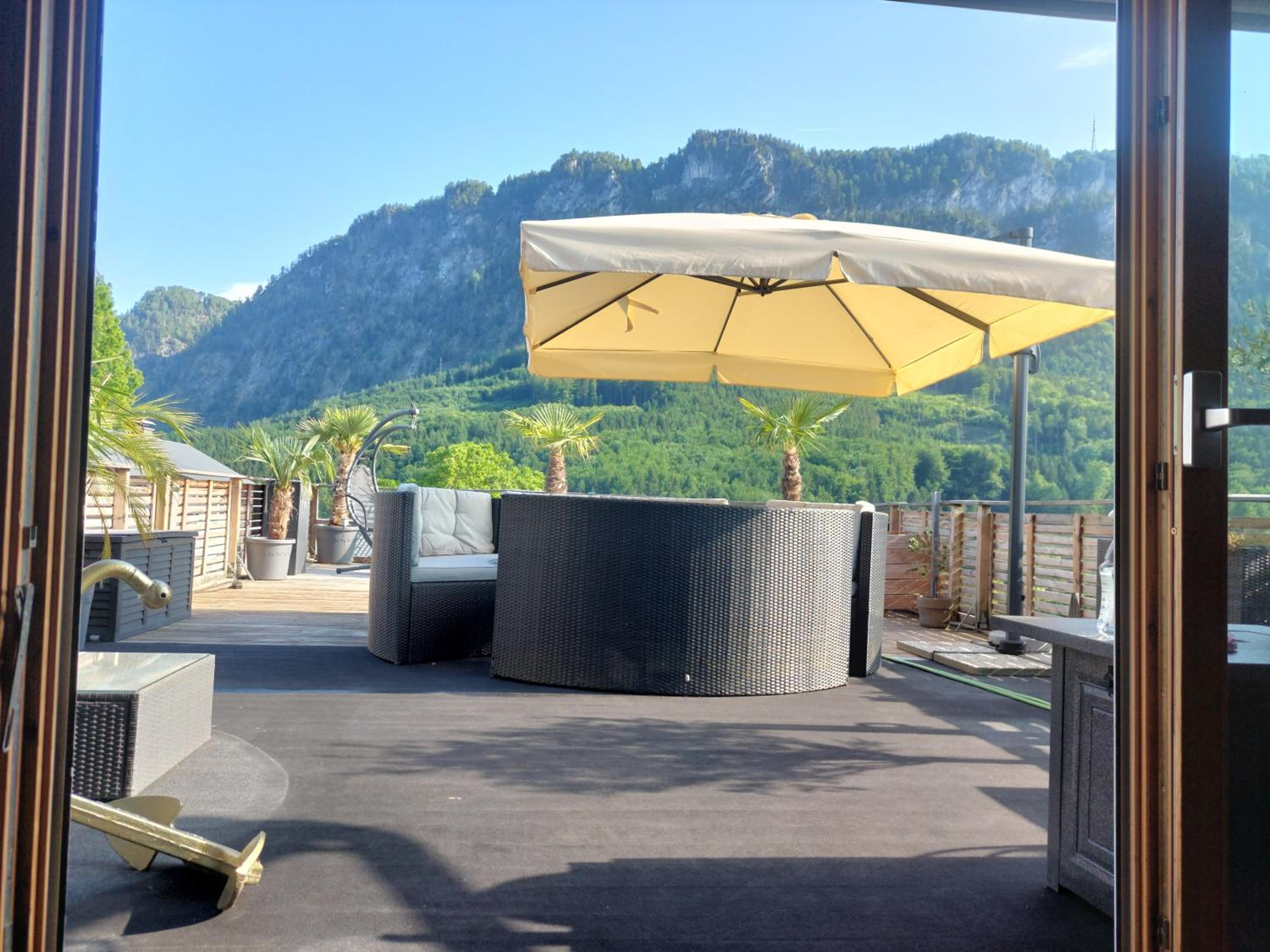 Two-Bedroom Apartment with Balcony and Terrace photo 2