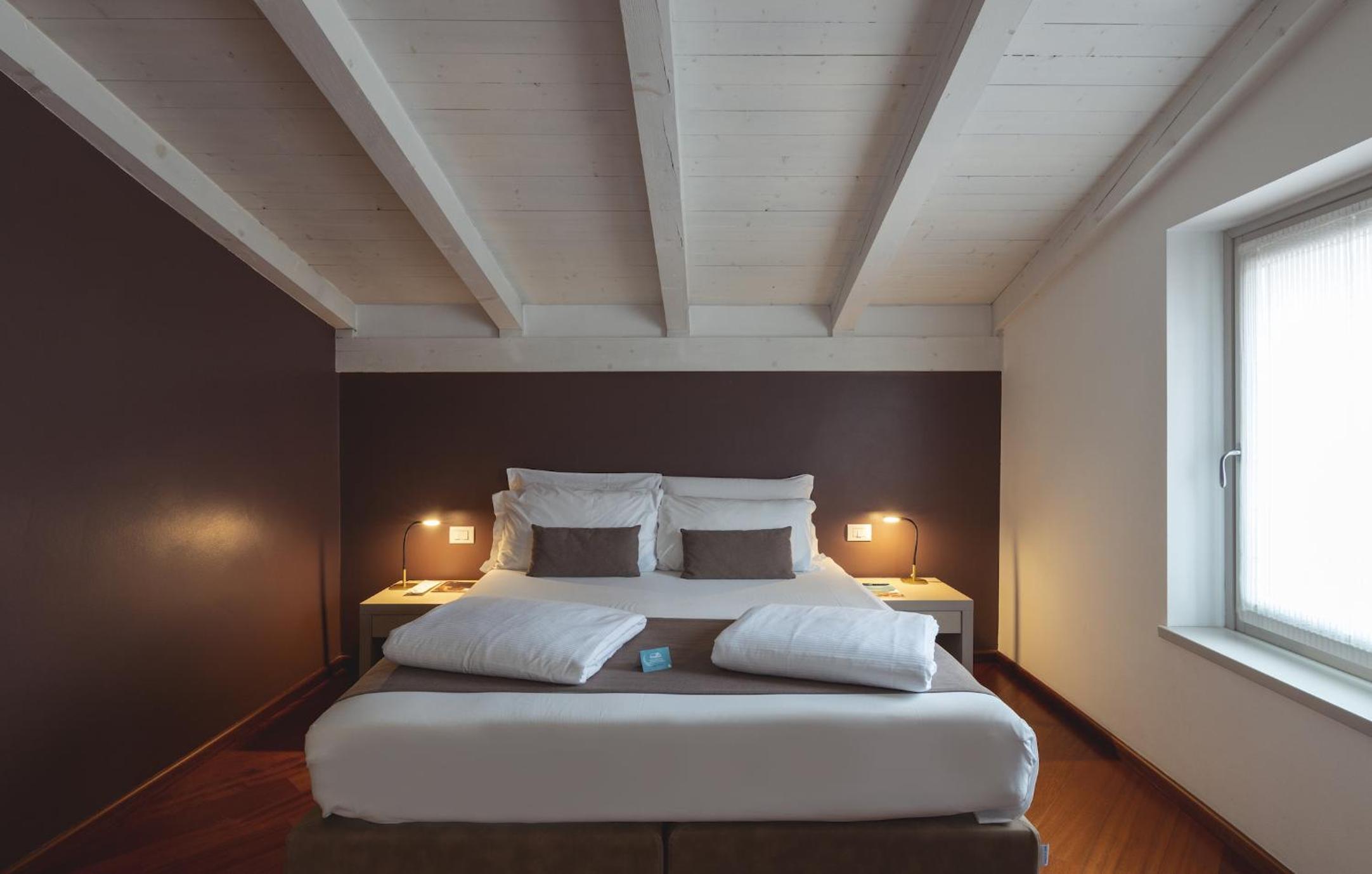 Deluxe Double Room with Shower photo 1