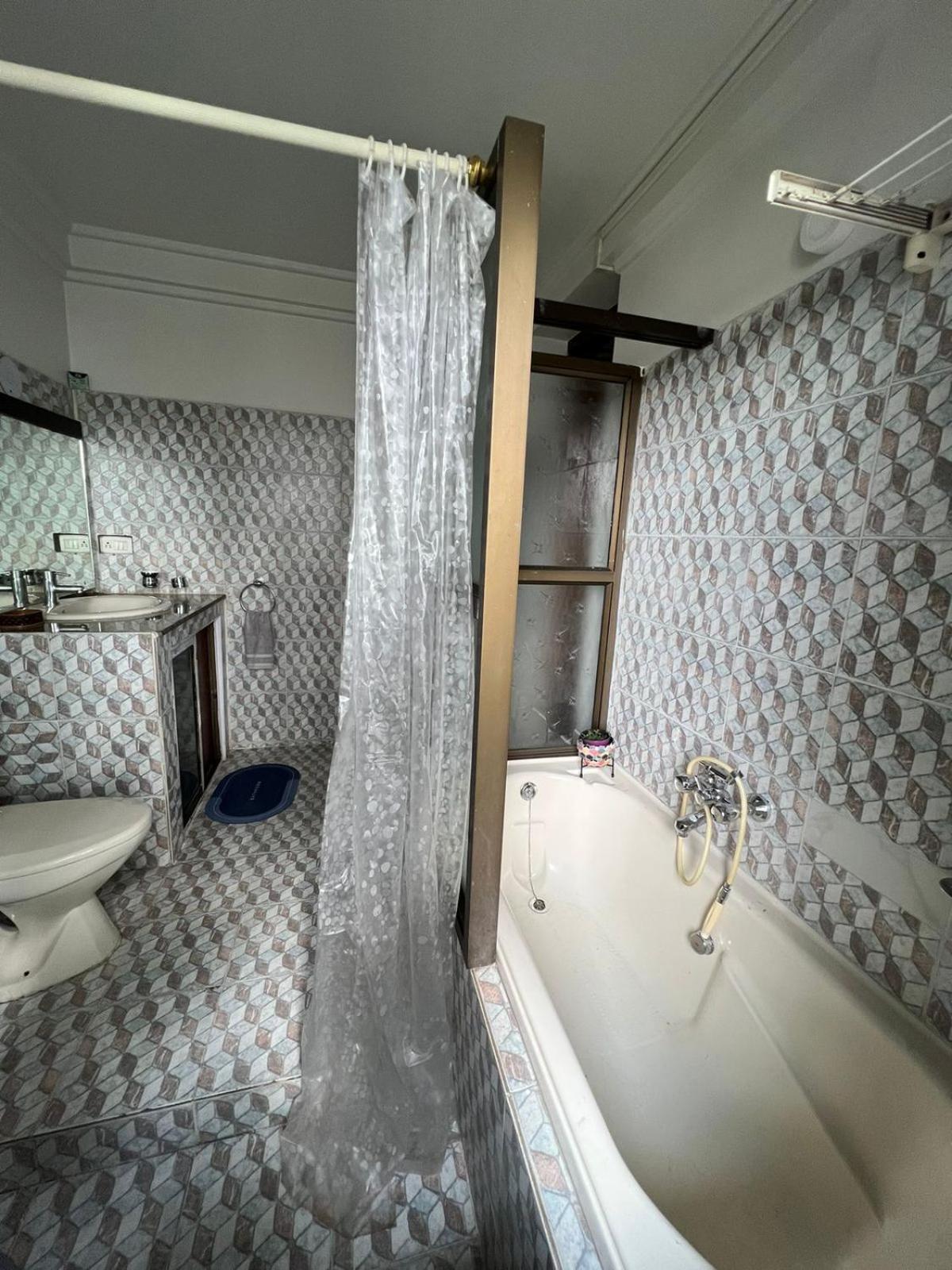 Queen Room with Balcony photo 2