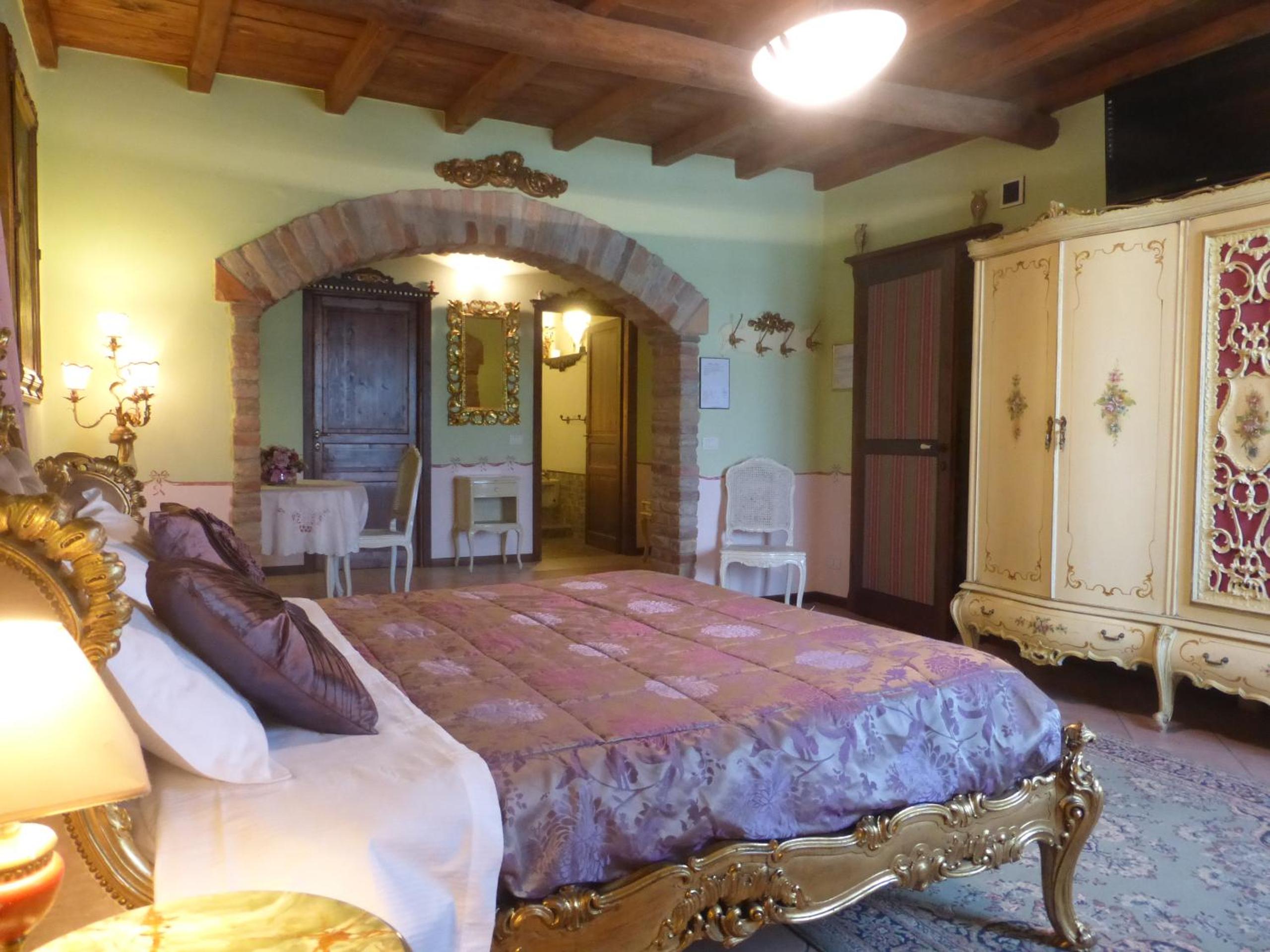 Superior Quadruple Room - Photo 1
