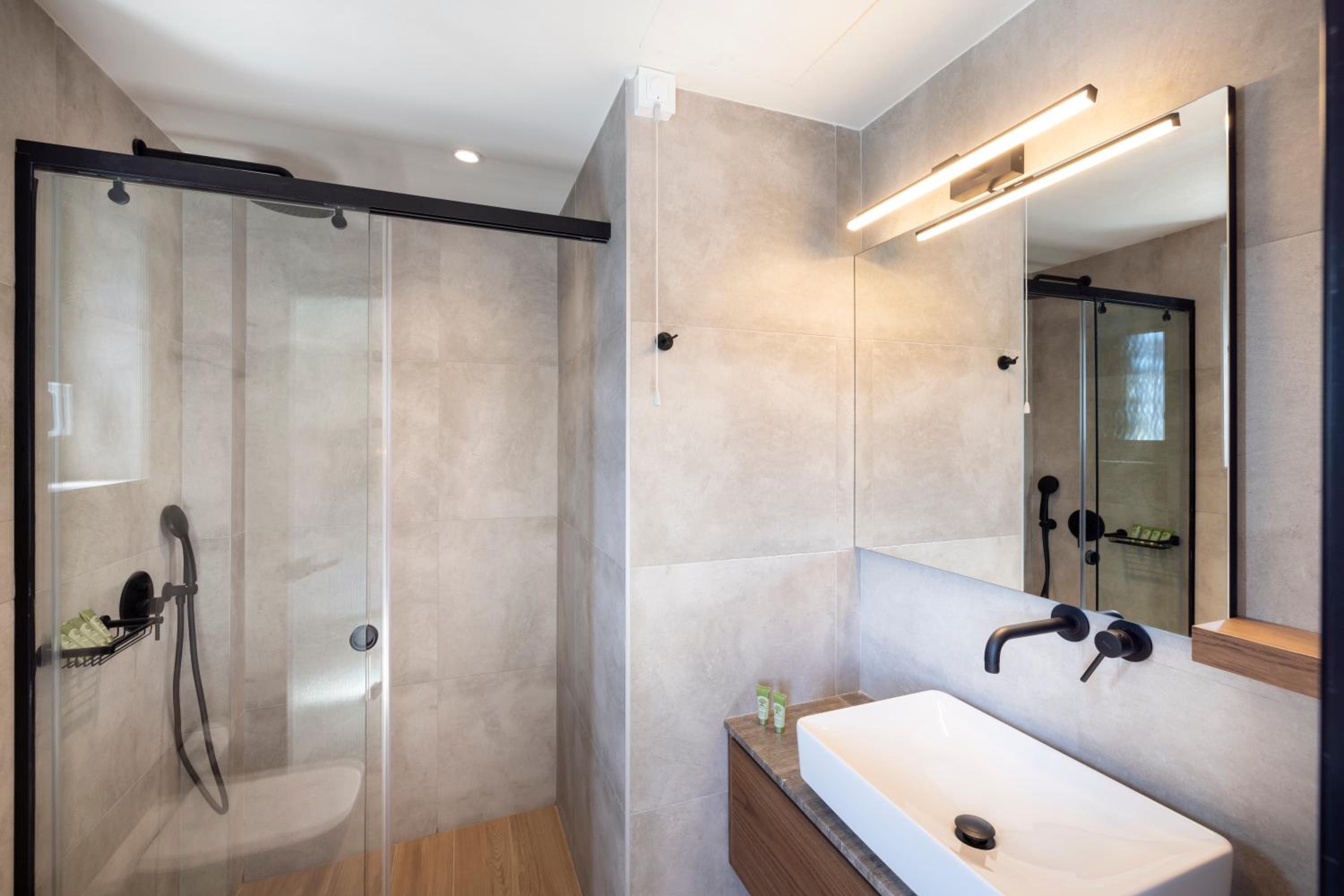 Maisonette Suite with Individual Pool & Sea View photo 3