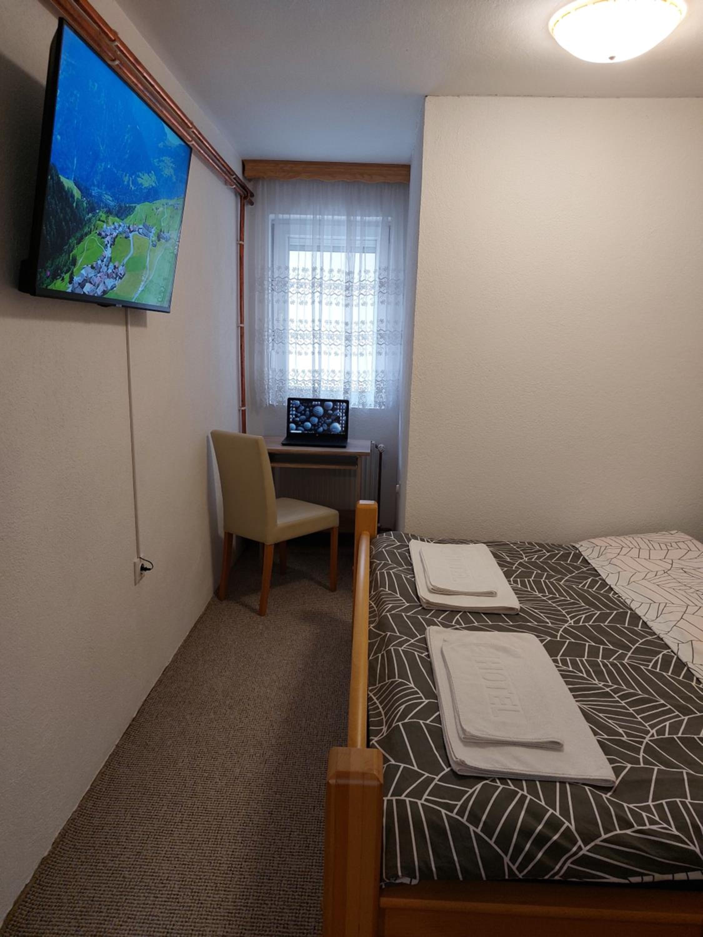 Deluxe Queen Room photo 1