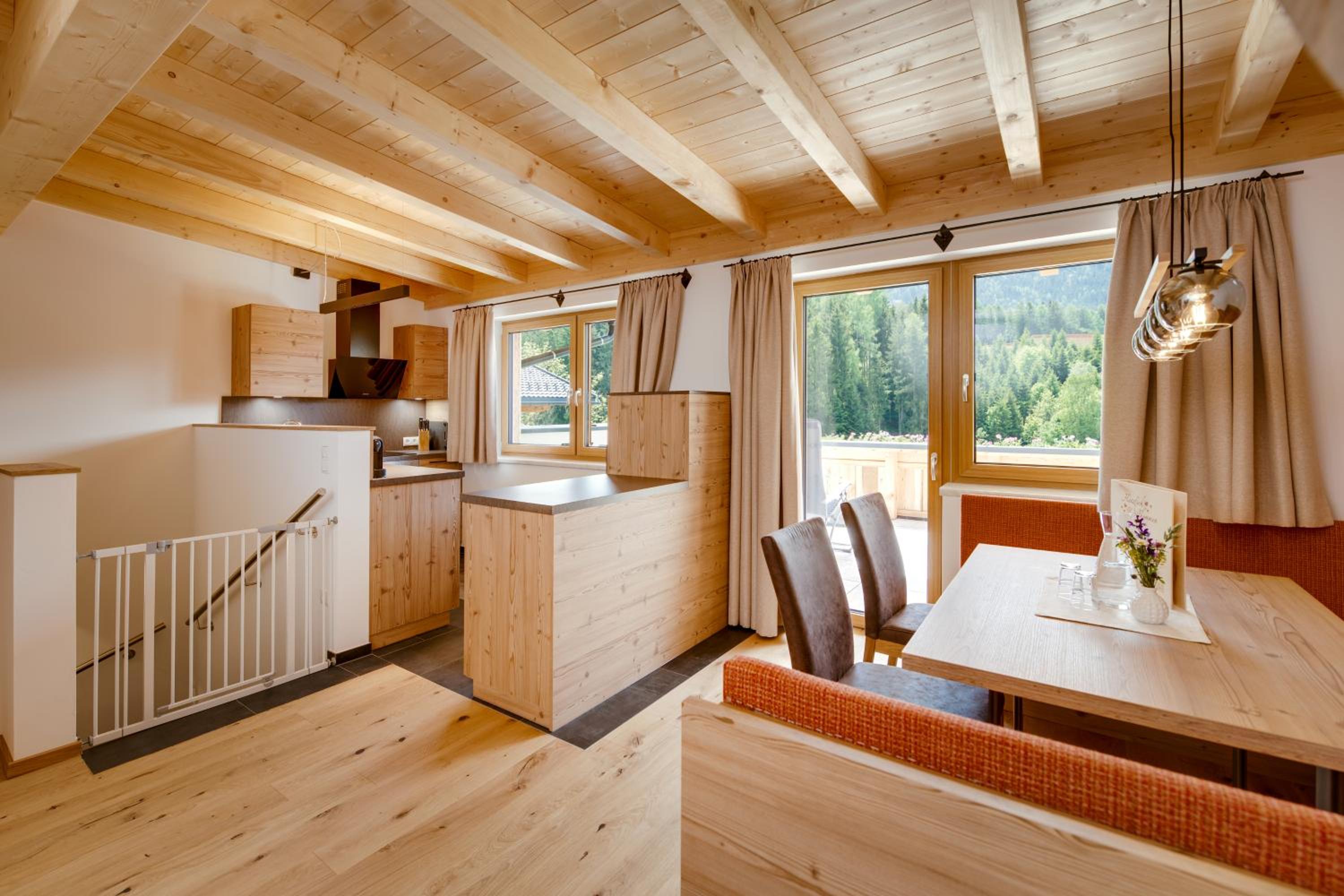 Apartment with Lake View