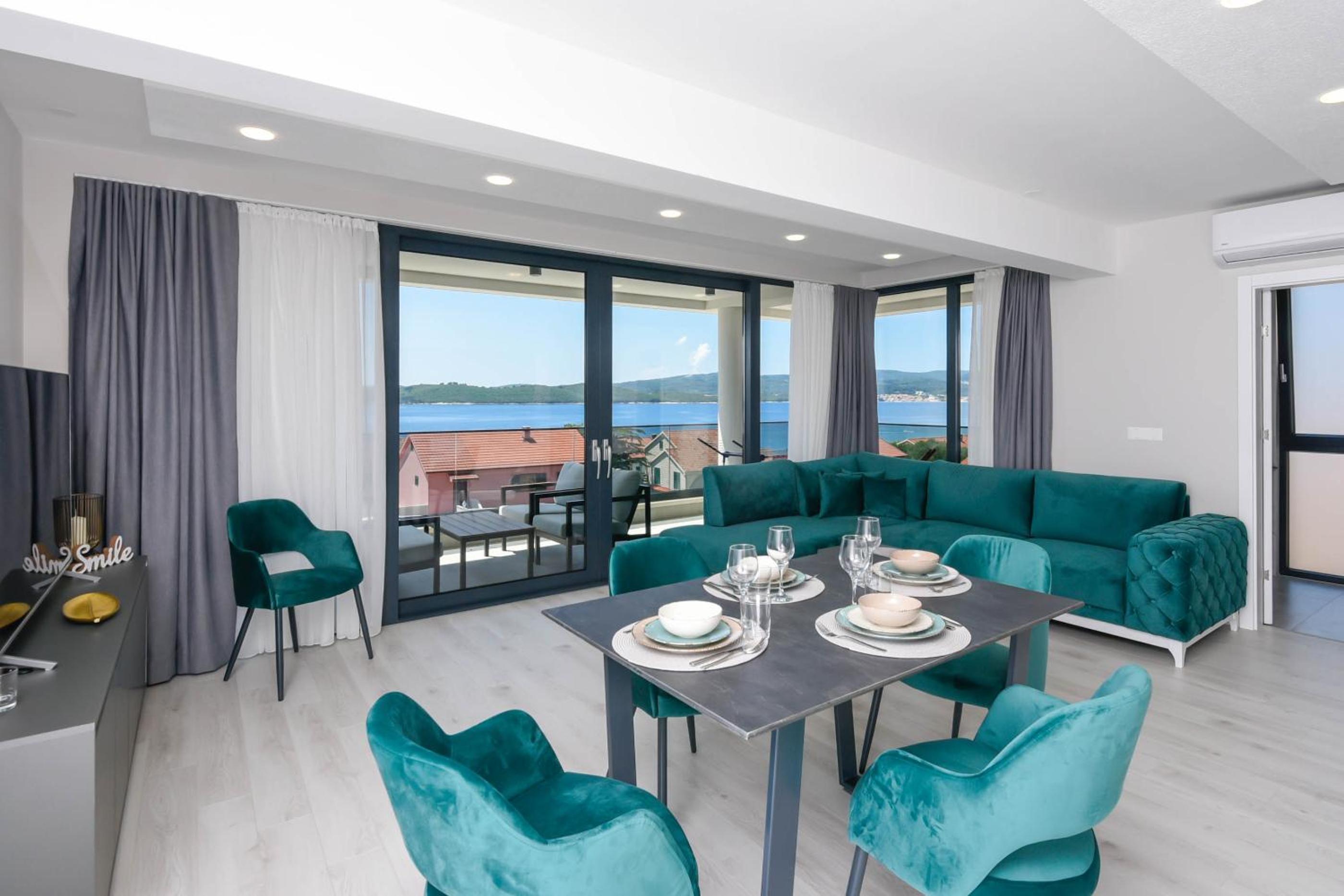 Apartment with Sea View