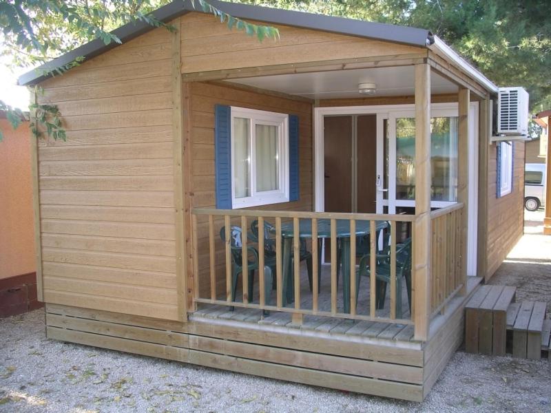 One-Bedroom Bungalow (2 Adults) photo 2