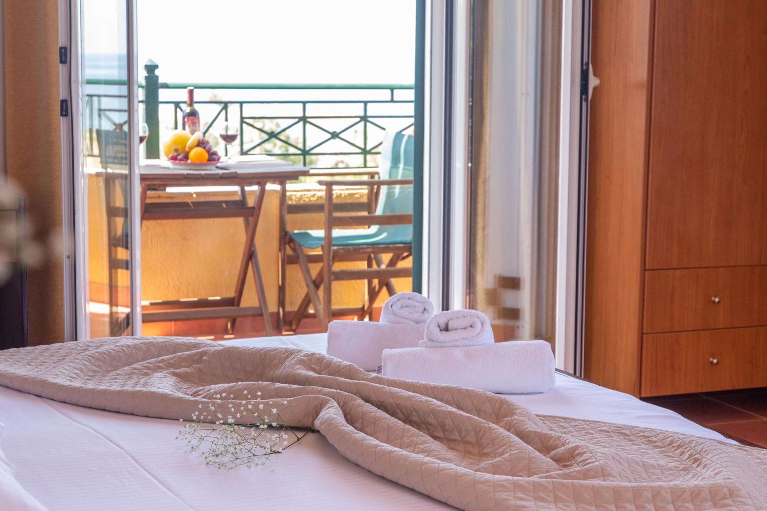 Family Room with Sea View