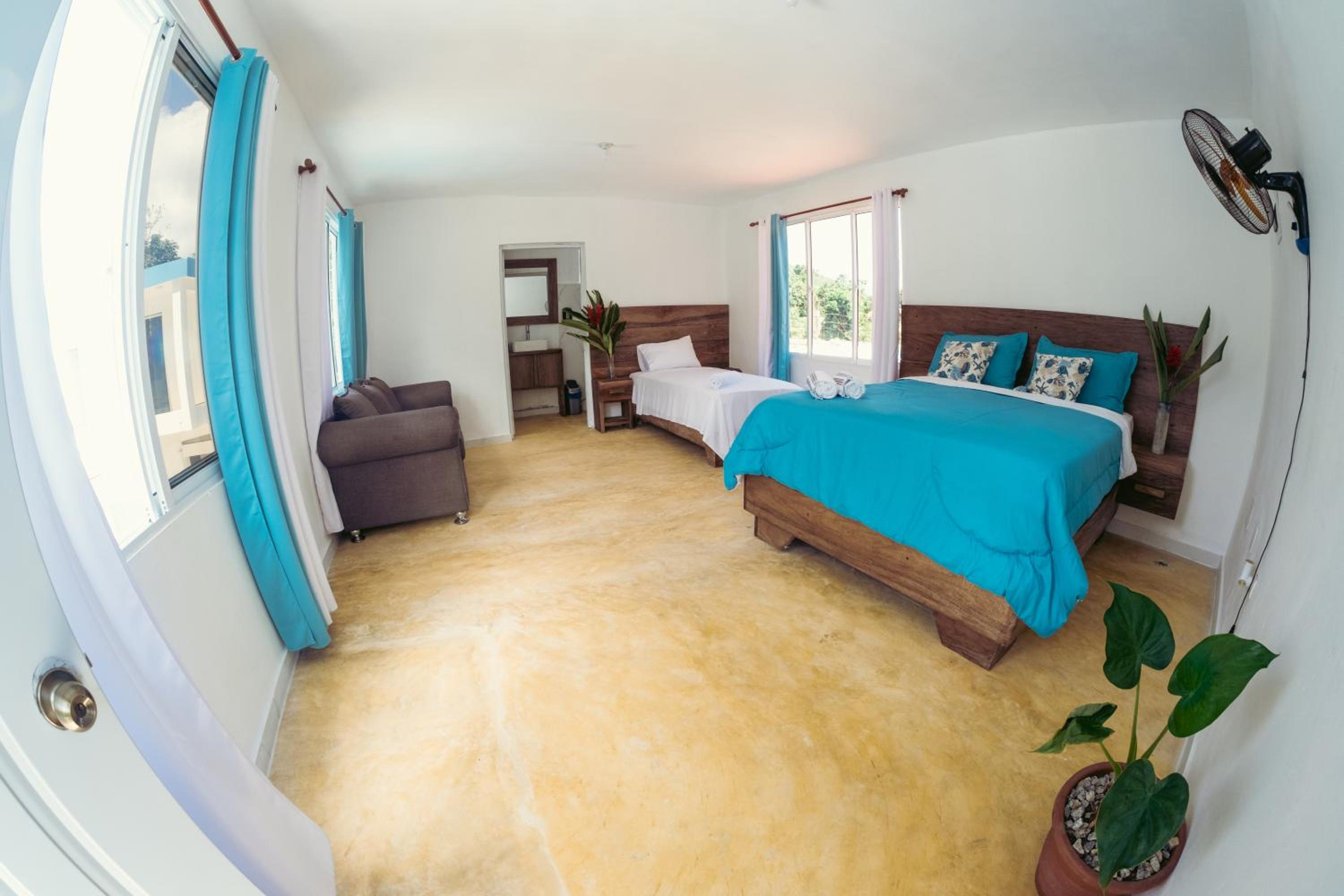 Triple Room photo 2