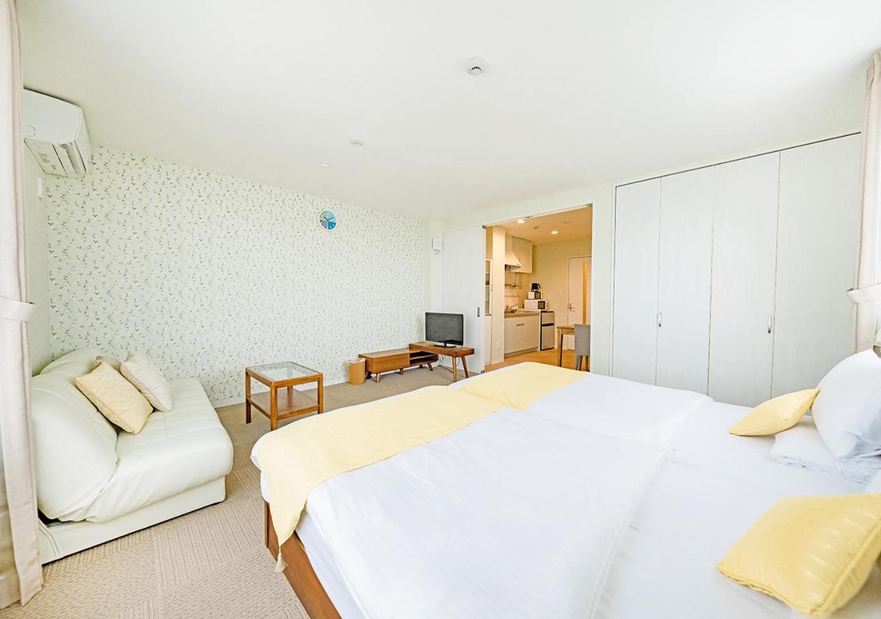 Studio with Sofa Bed - Photo 16