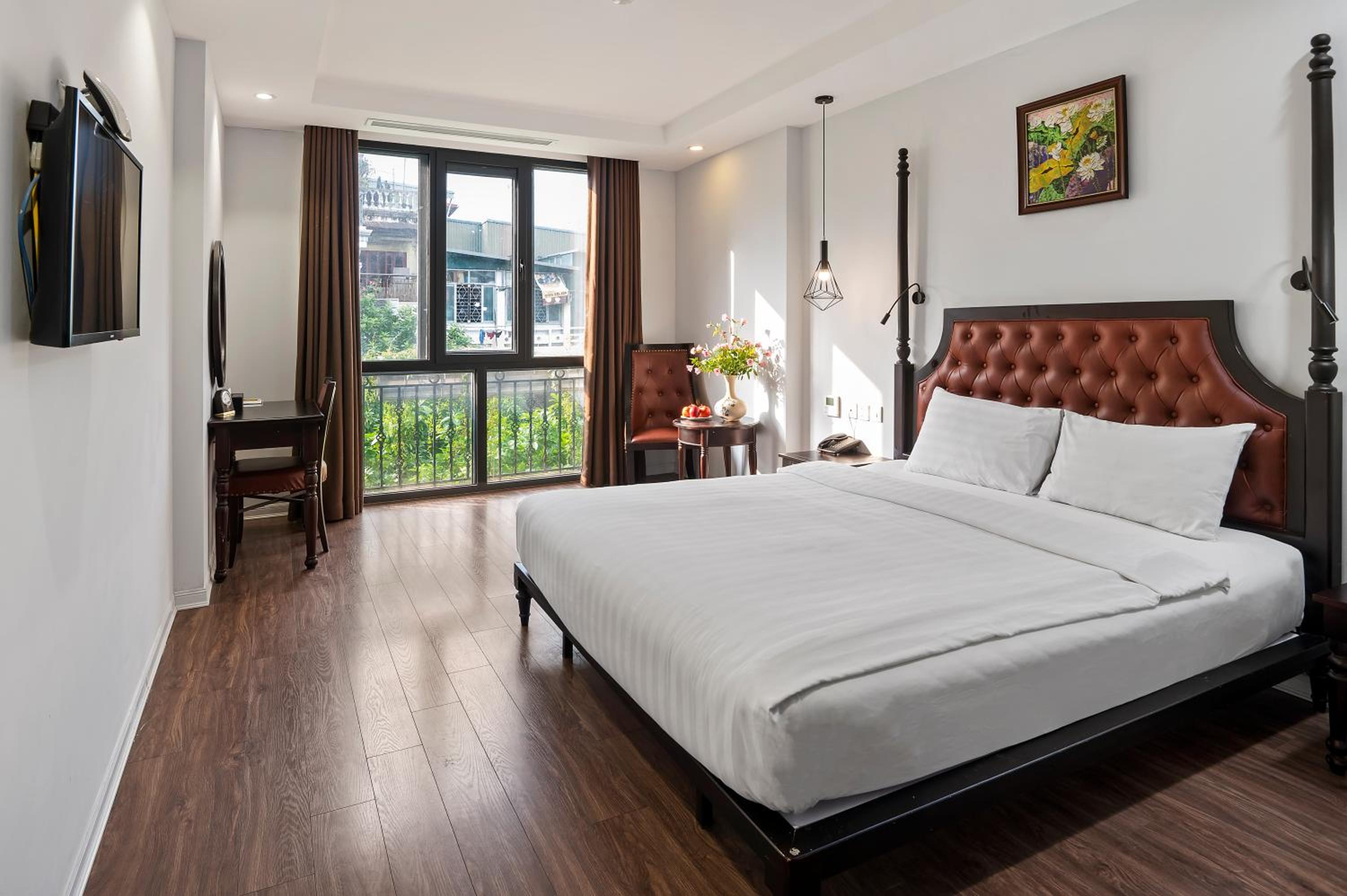 Suite with City View