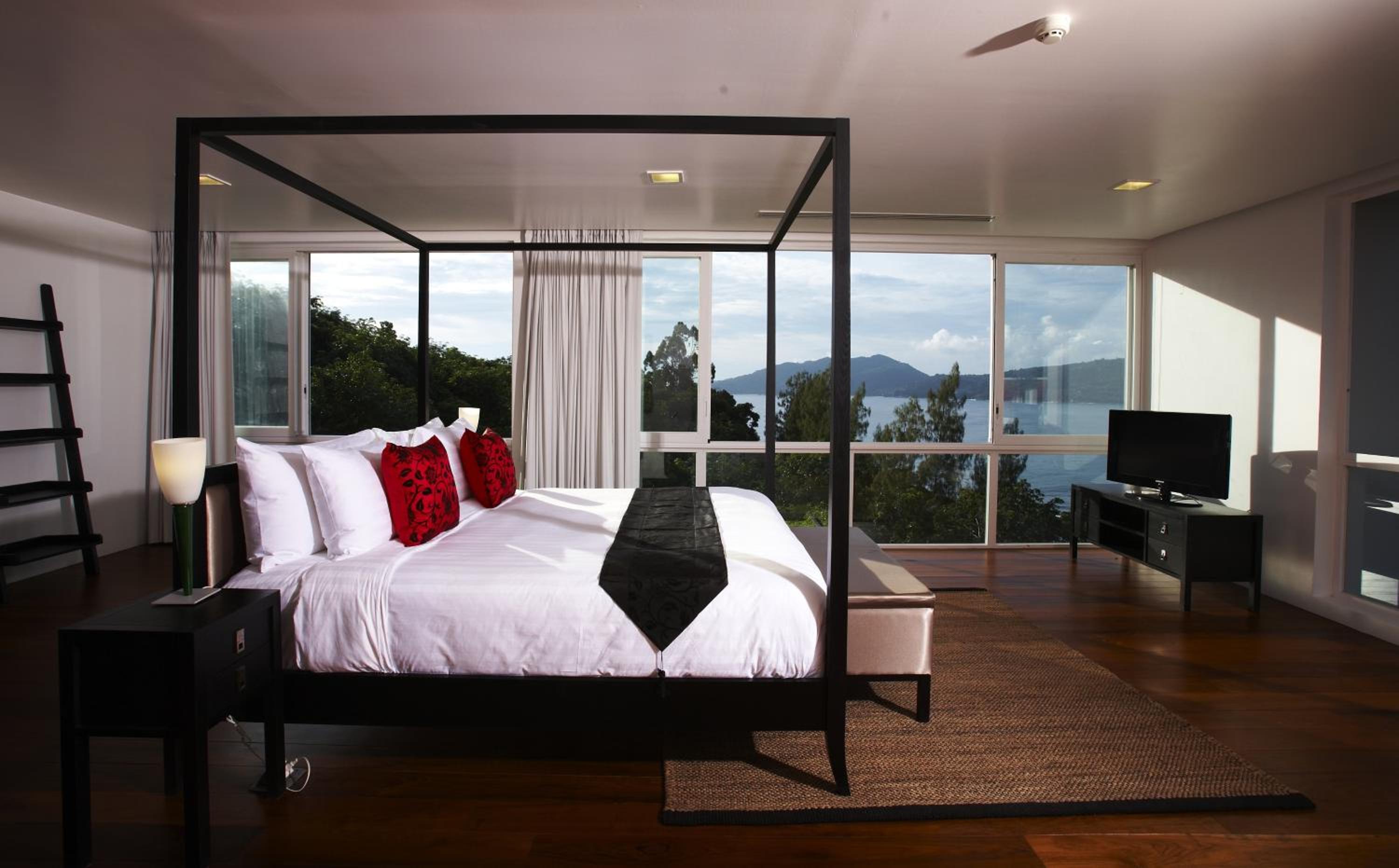 Jane Eyes 5 Bedroom Villa with Private Pool - Photo 36