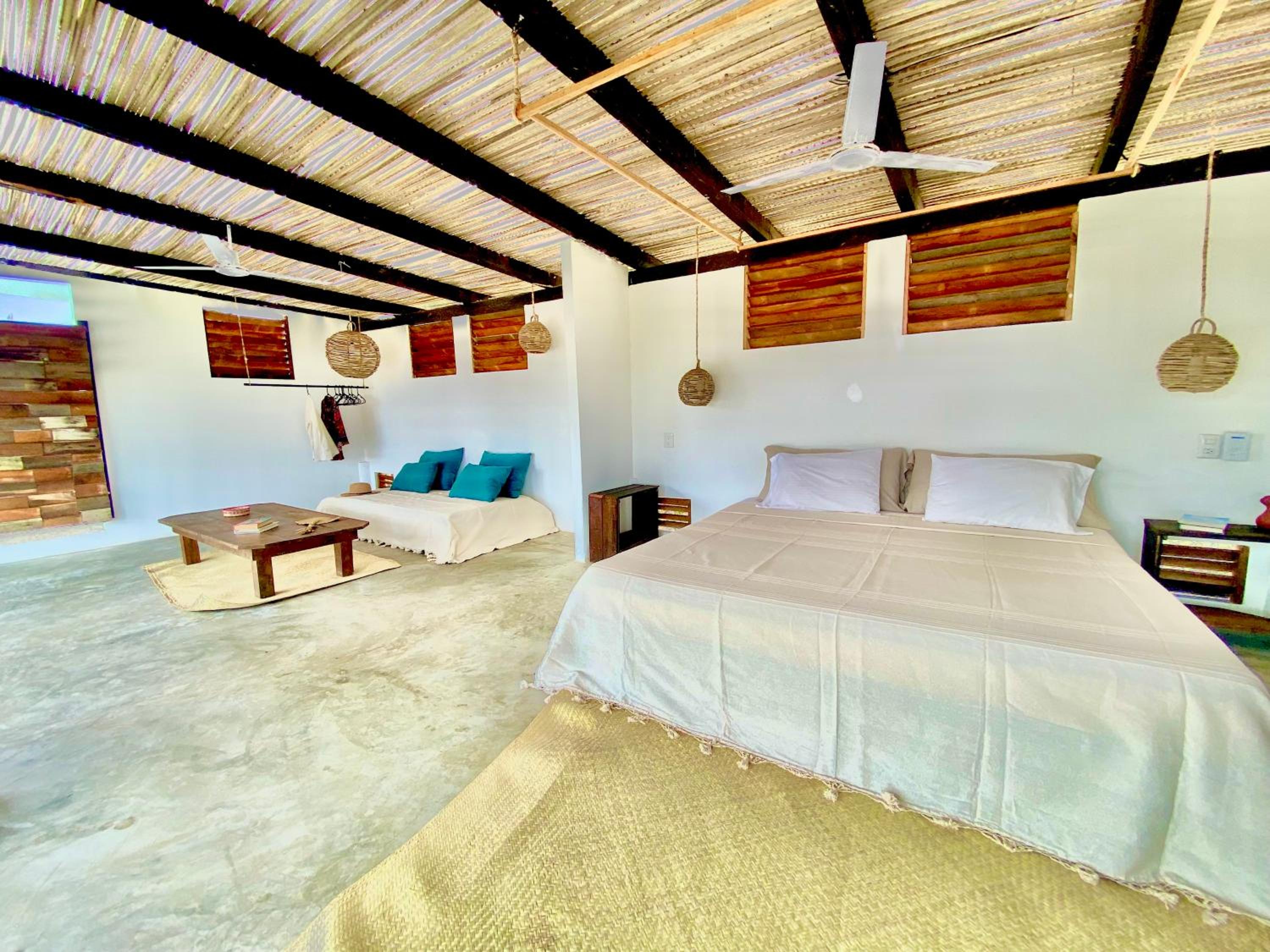 Deluxe Suite with Sea View