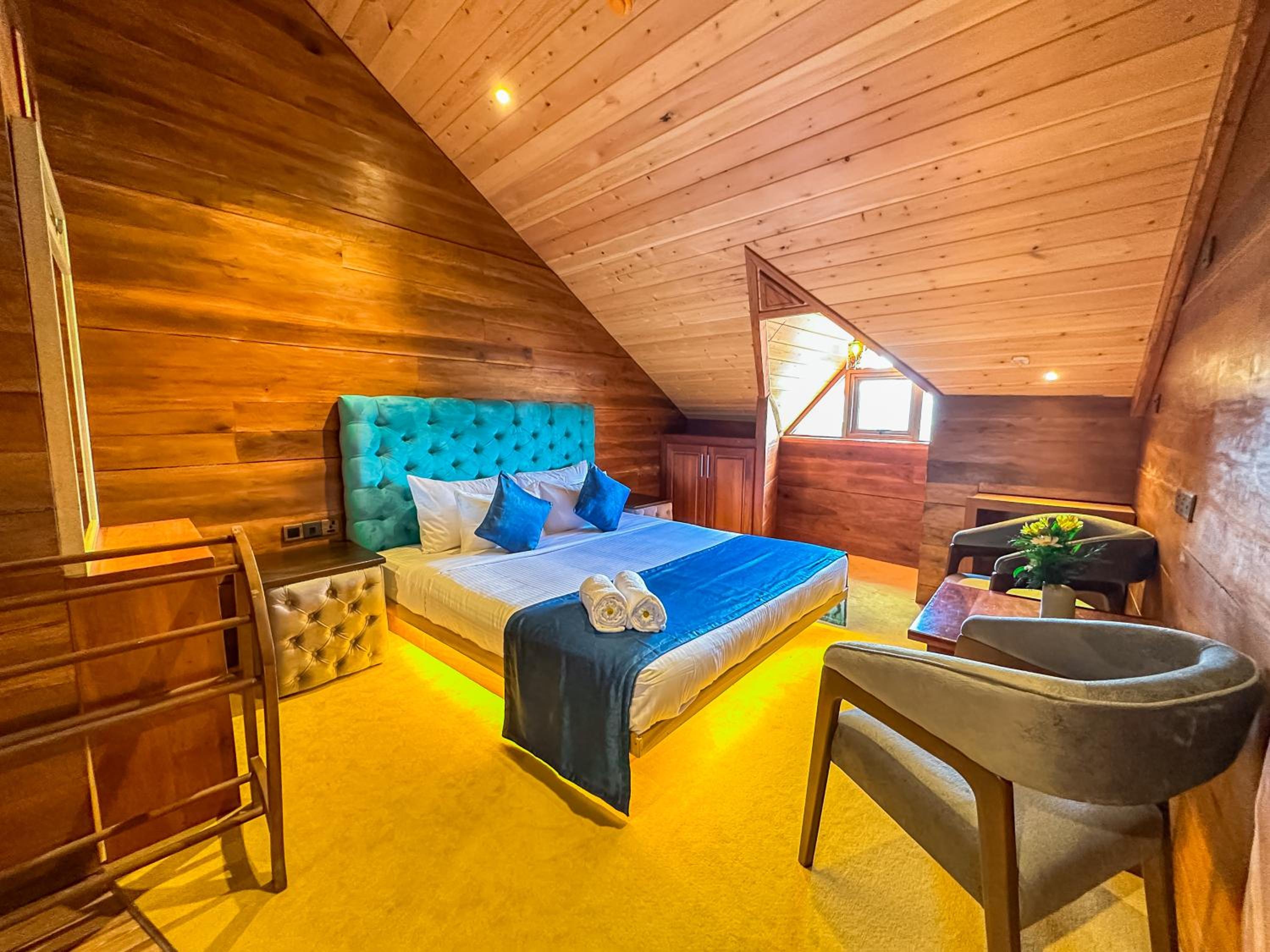 Superior Queen Room