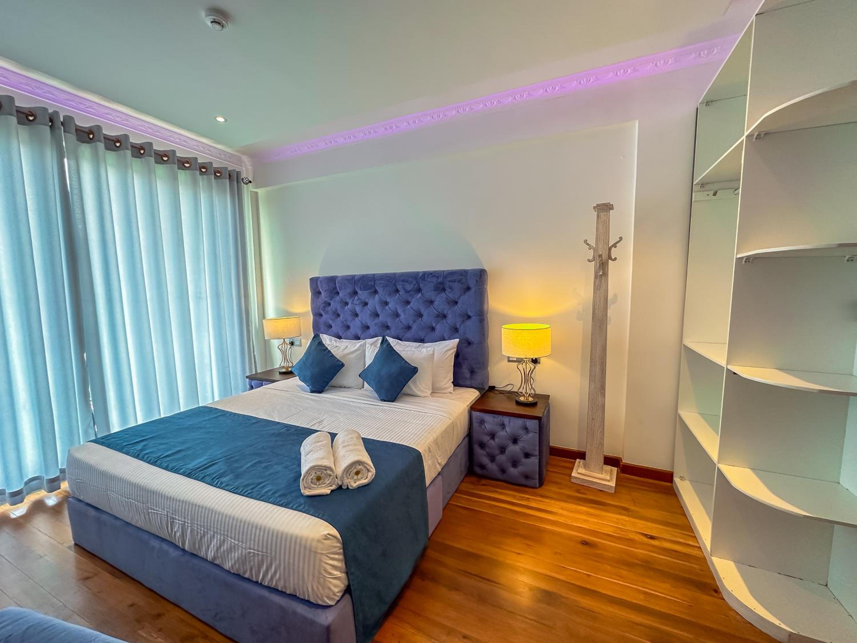 King Room with Lake View