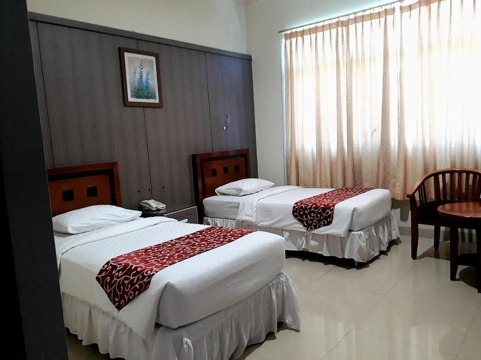 Double Or Twin Room With City View photo 3