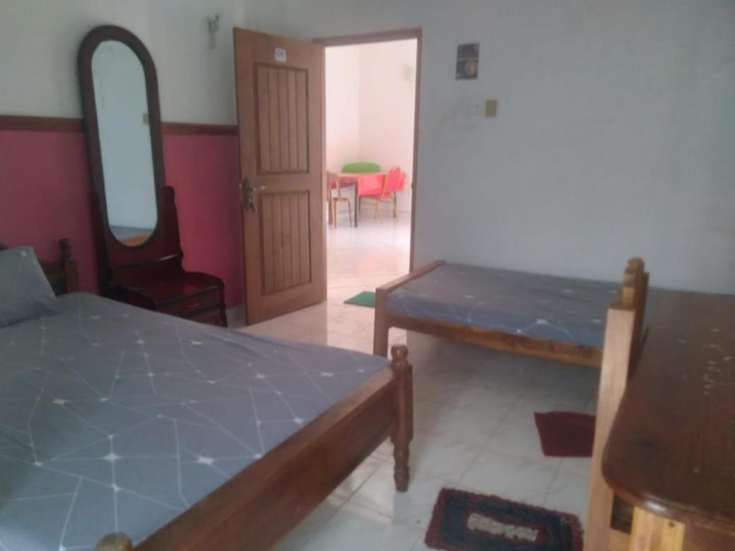 Budget Double Room photo 3
