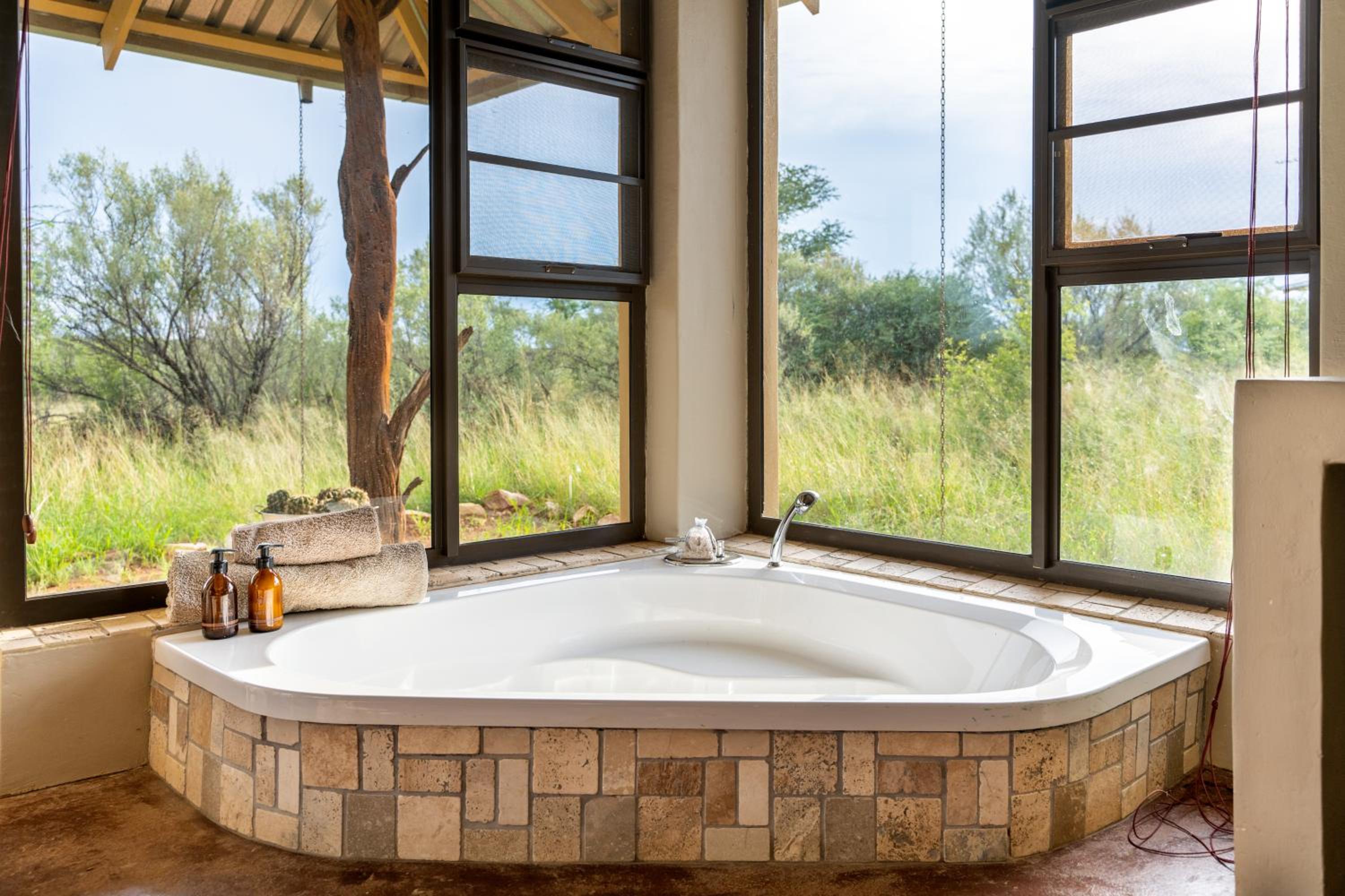 Luxury King Room photo 3