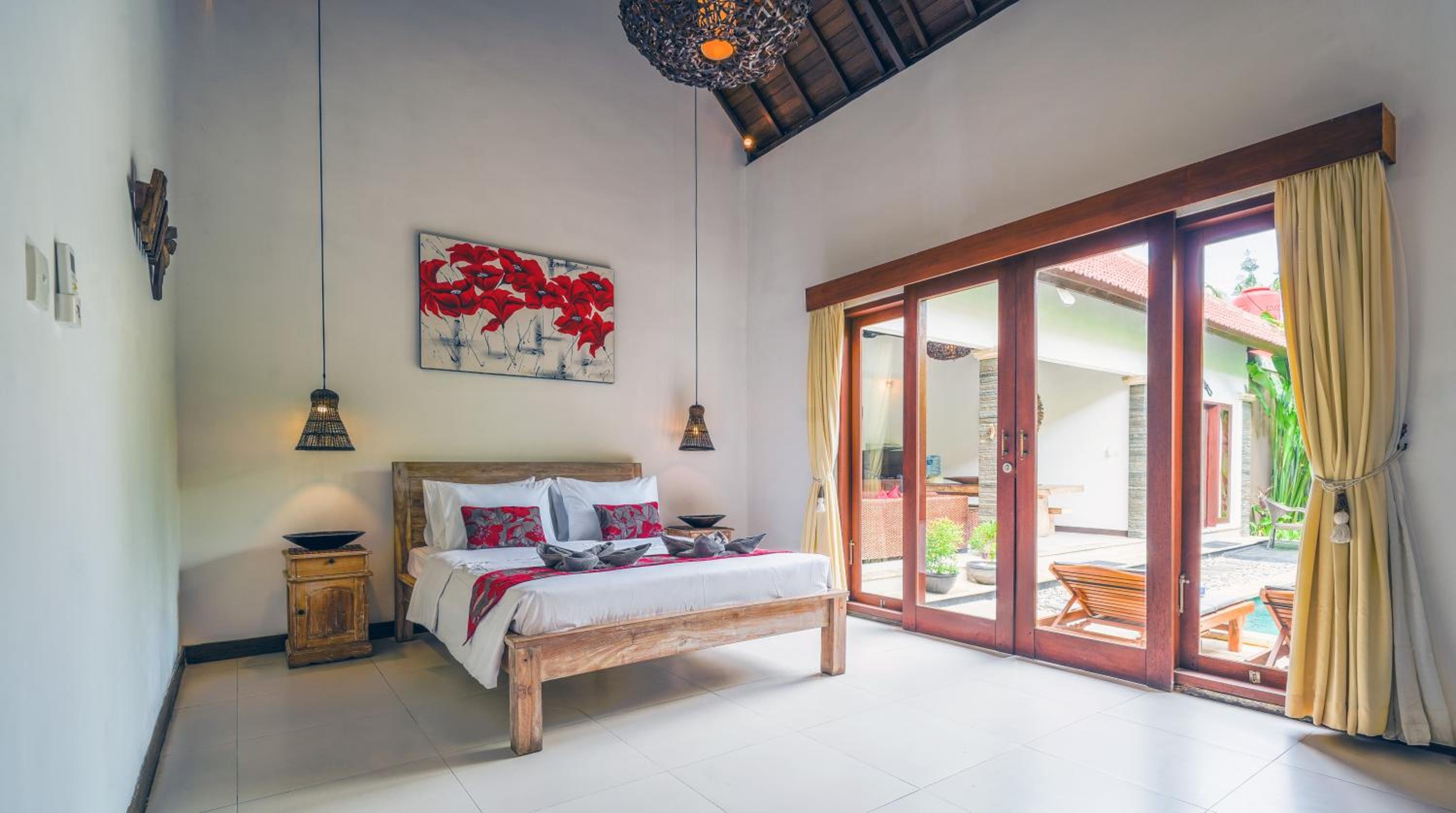 Three-Bedroom Villa photo 1