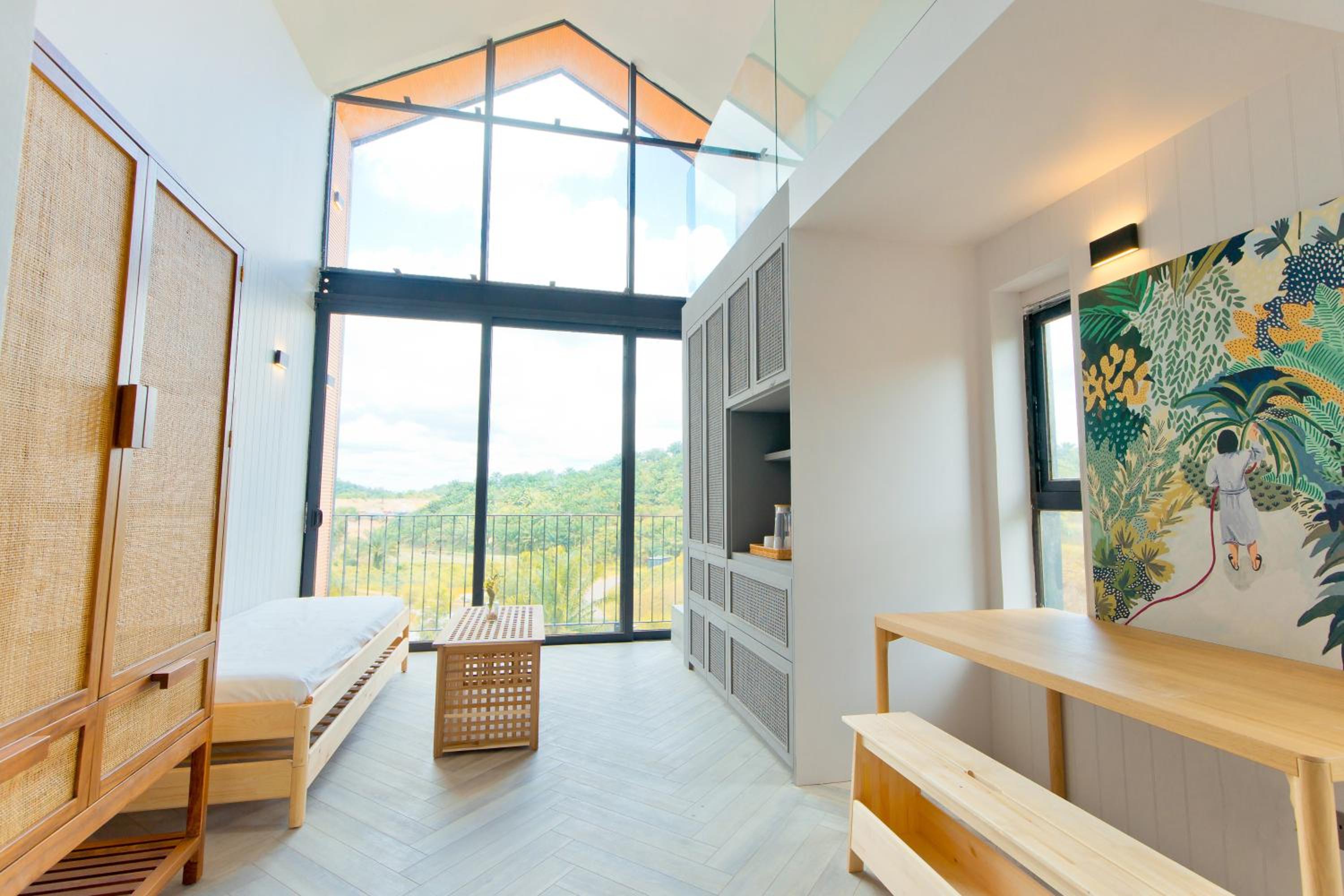 Family Suite with Balcony photo 2