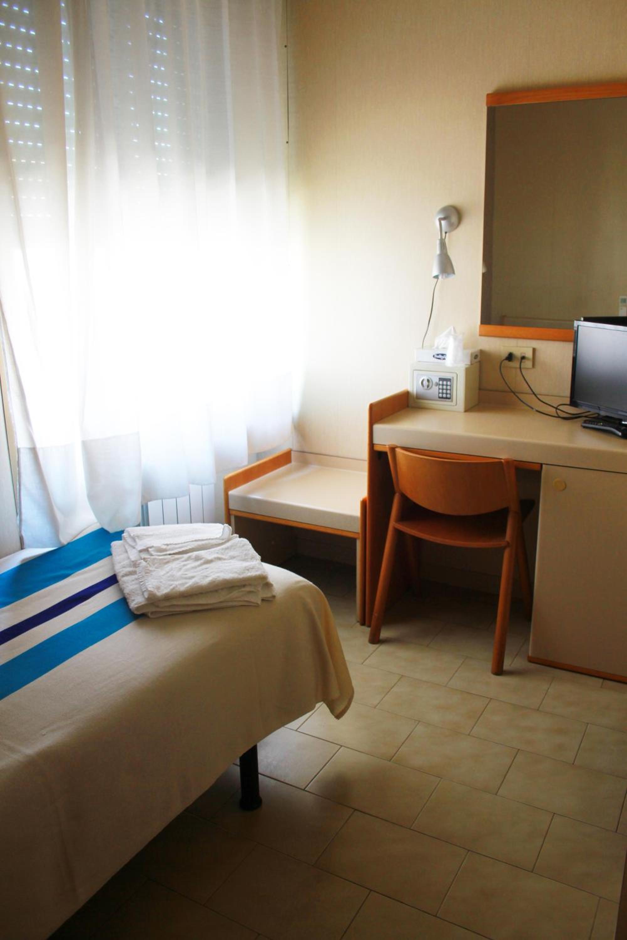 Economy Single Room photo 2