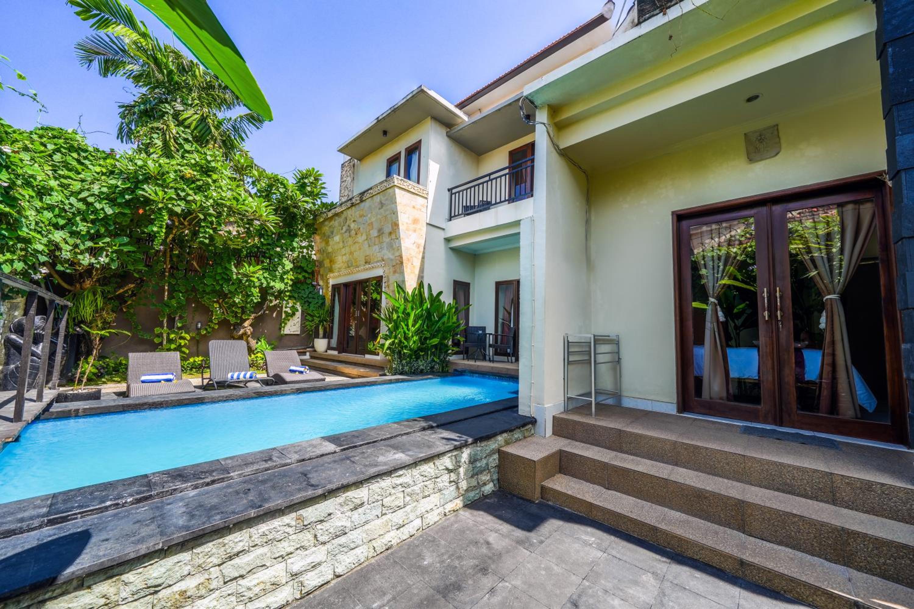 Villa photo 3