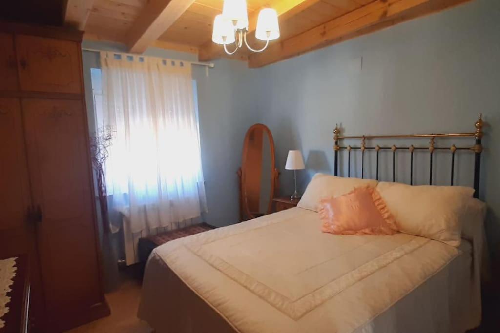 Four-Bedroom House photo 3