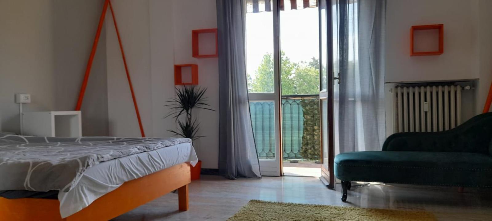 Double Room with Shared Bathroom photo 1