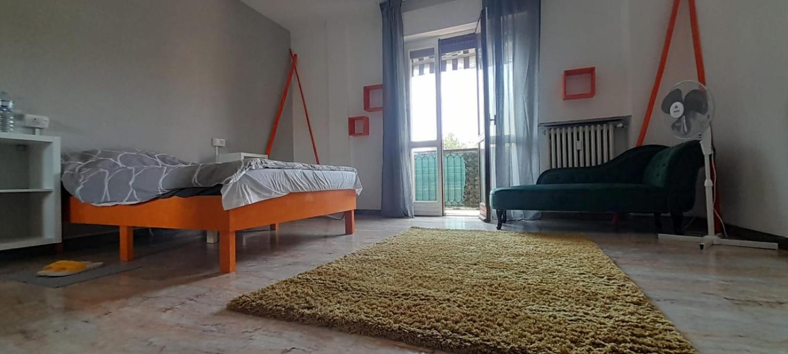 Double Room with Shared Bathroom photo 2