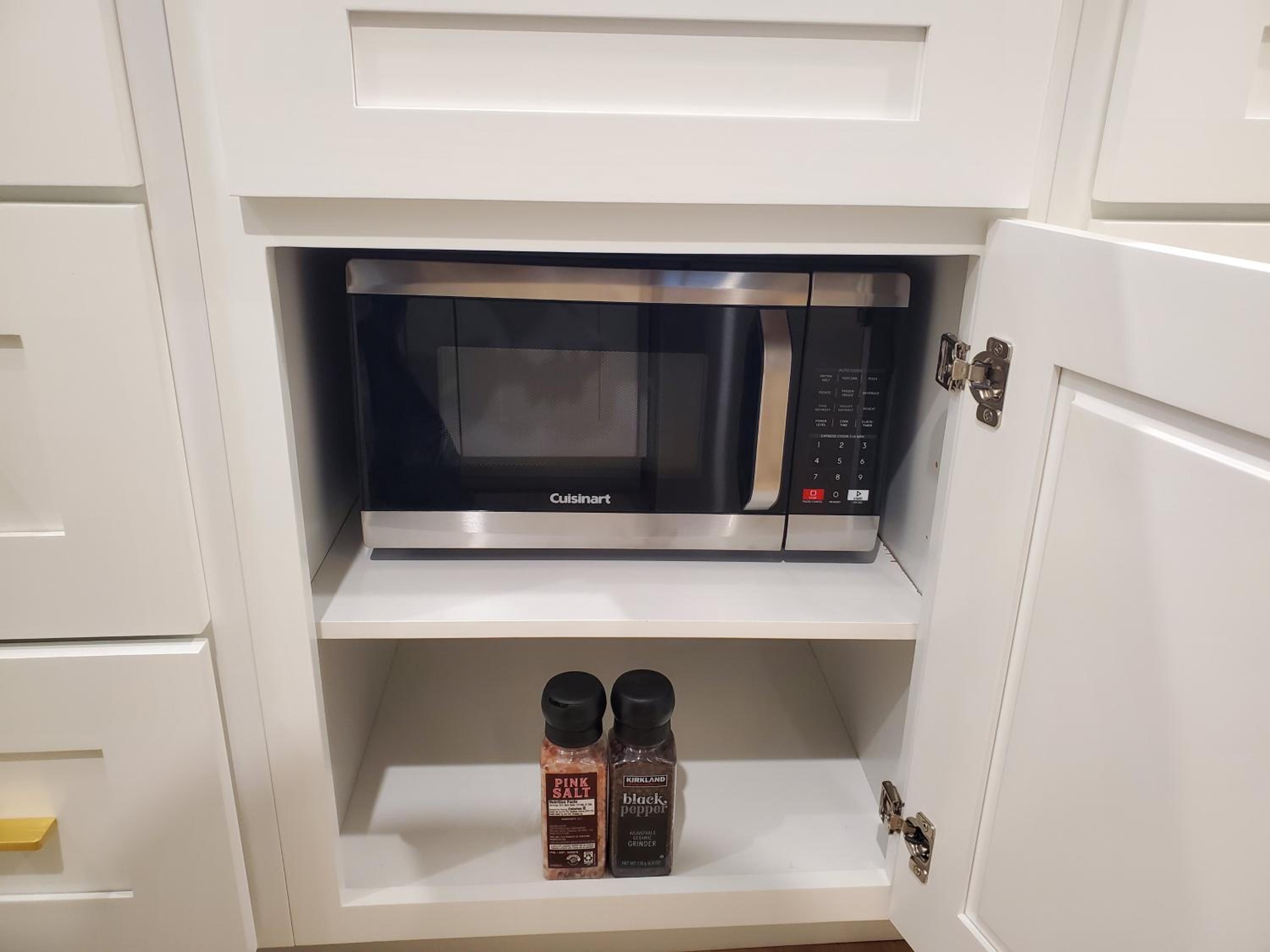 S&N Lux Suite-Free Parking-King Bed-Kitchen-WiFi: King Studio with Sofa Bed photo