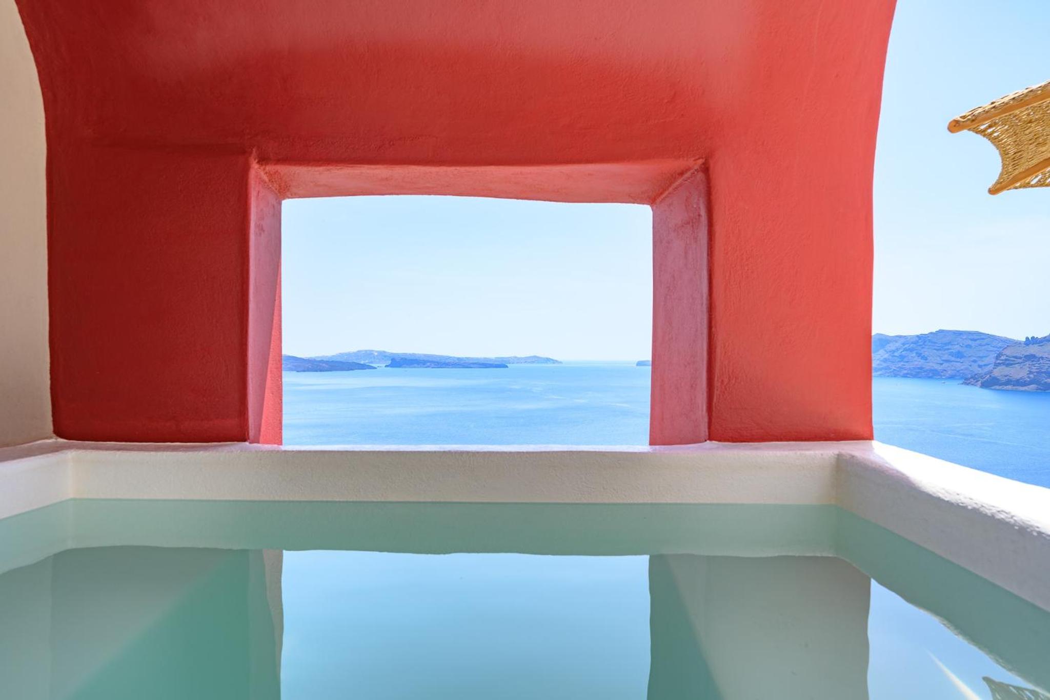 Junior Villa with outdoor heated plunge and sea view photo 2