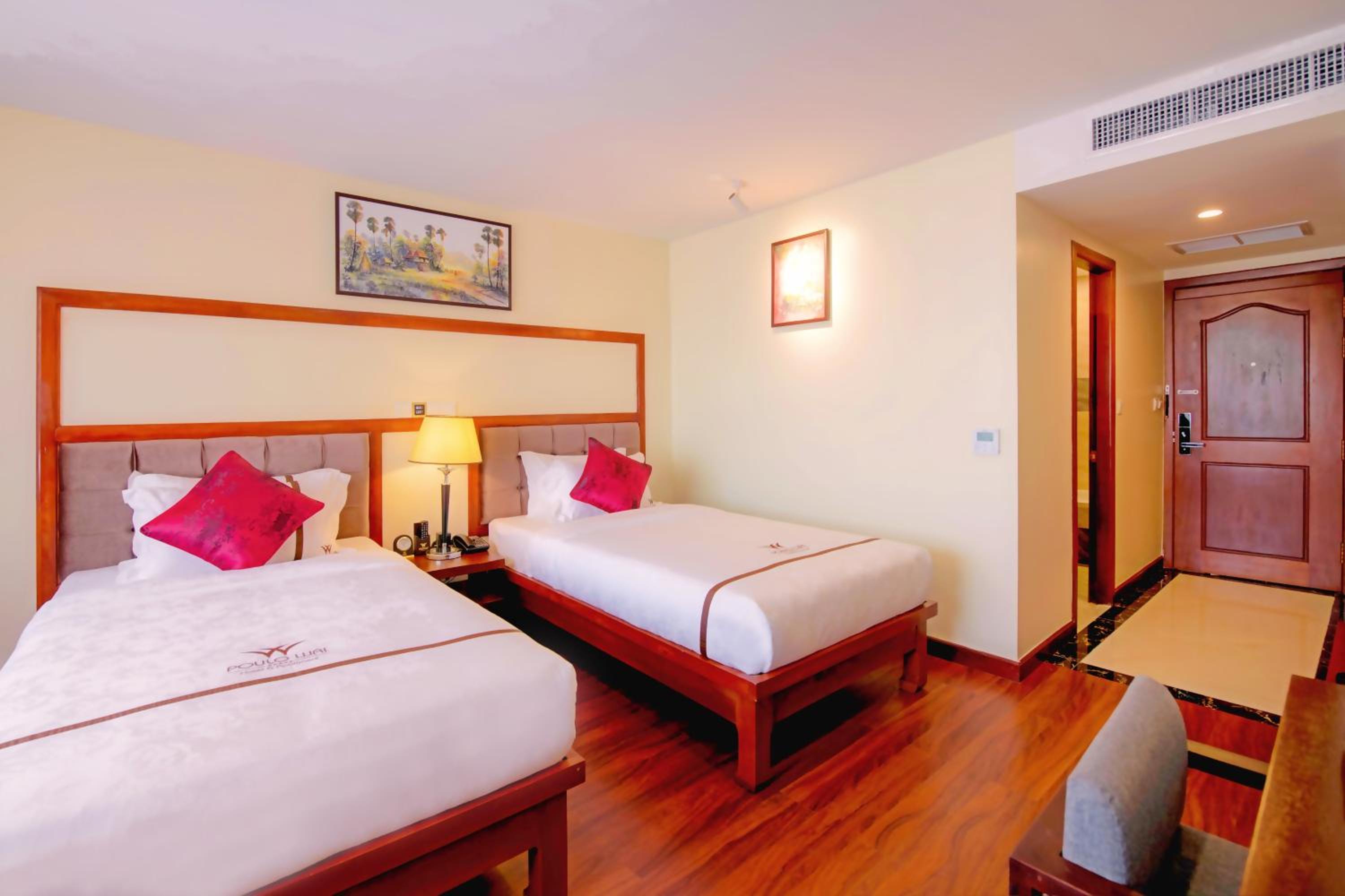 Landmark Twin Bed - Photo 9
