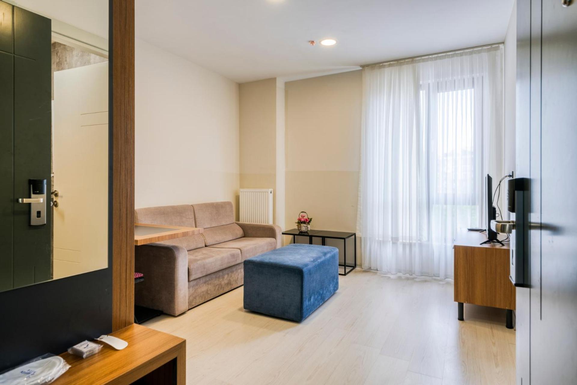 One-Bedroom Suite photo 2