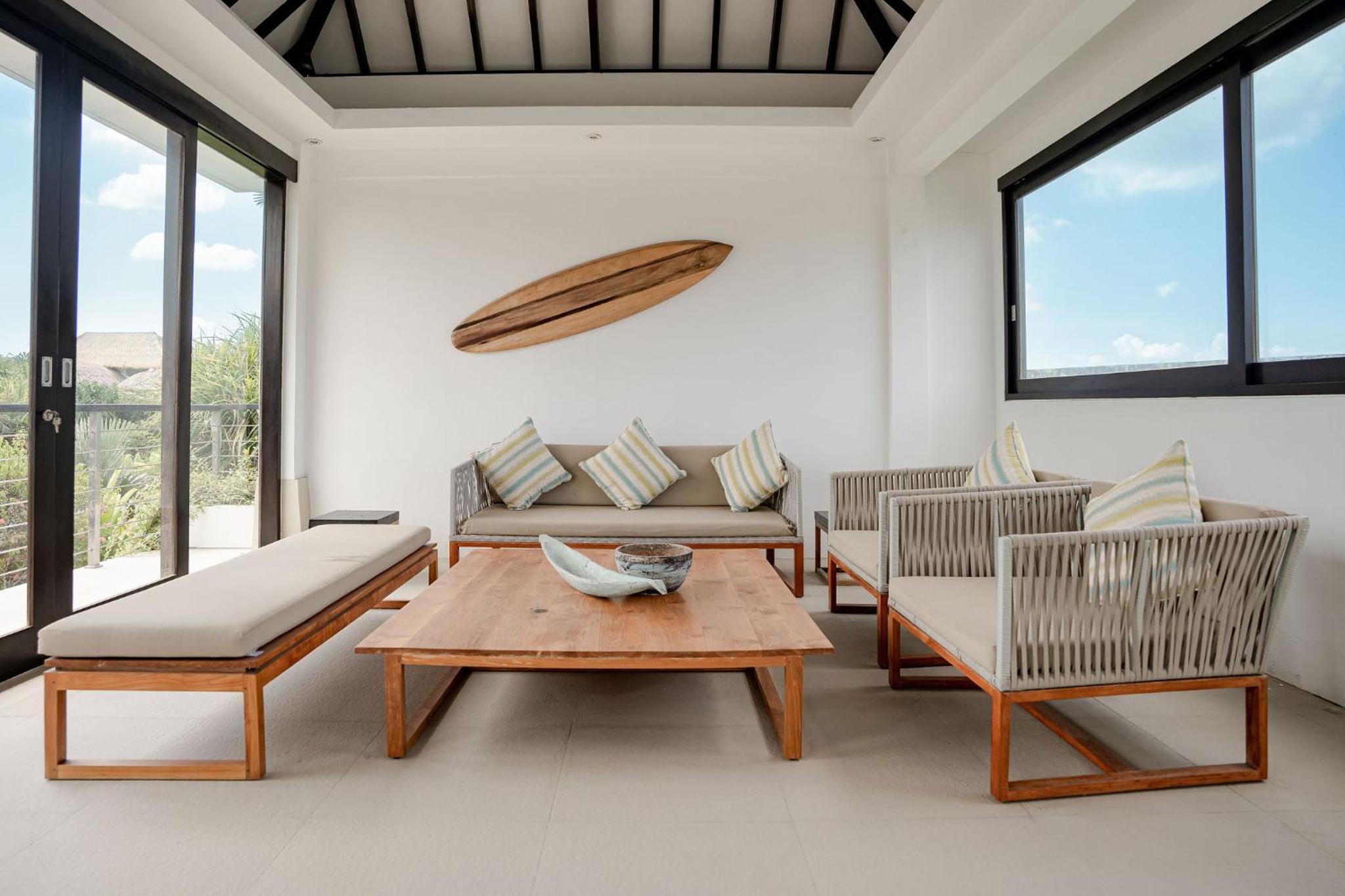 One-Bedroom Villa - Photo 2