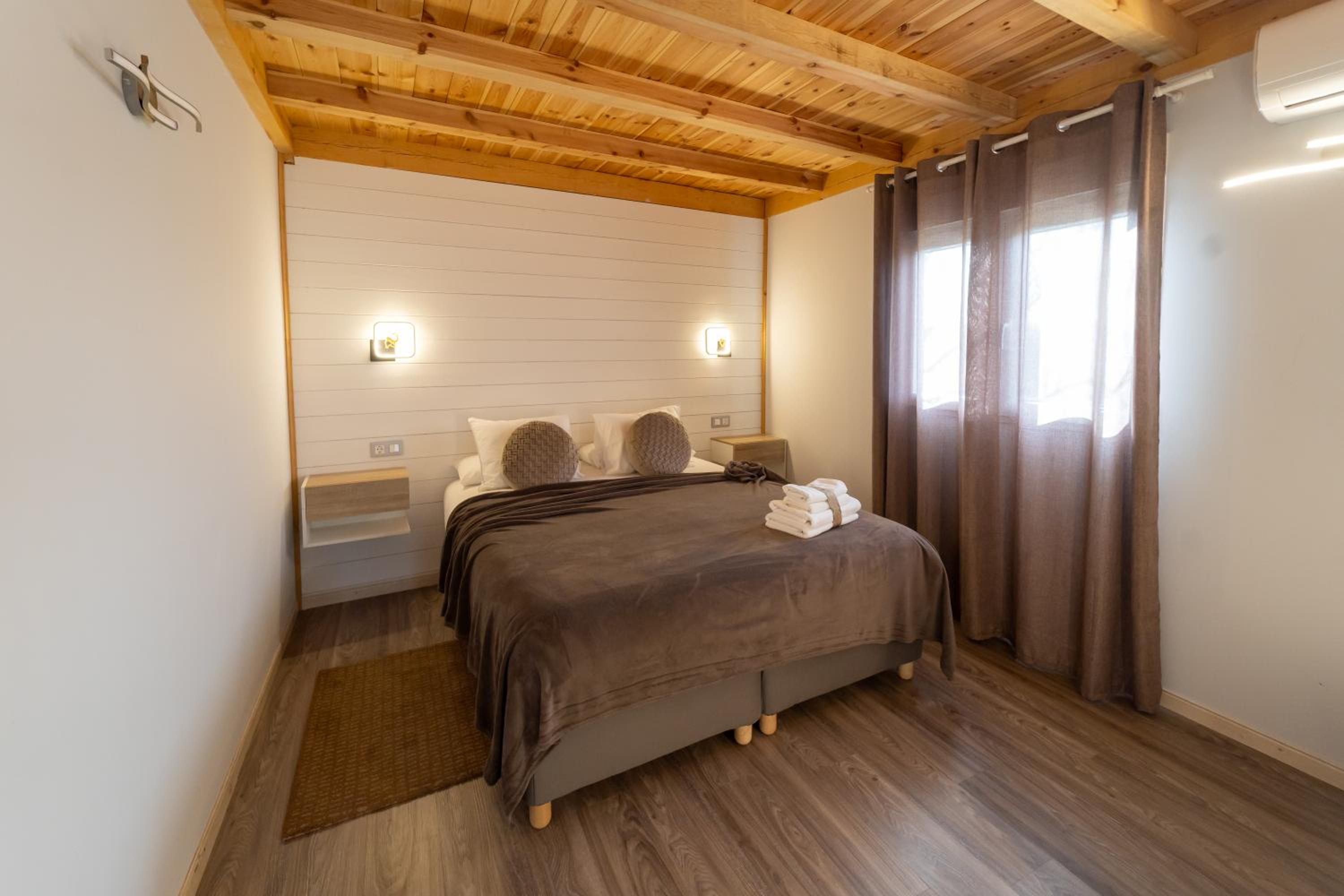 Deluxe Bungalow - Photo 1