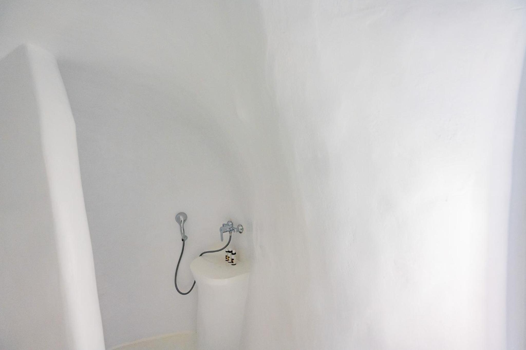 Junior Villa with outdoor heated plunge and sea view photo 2