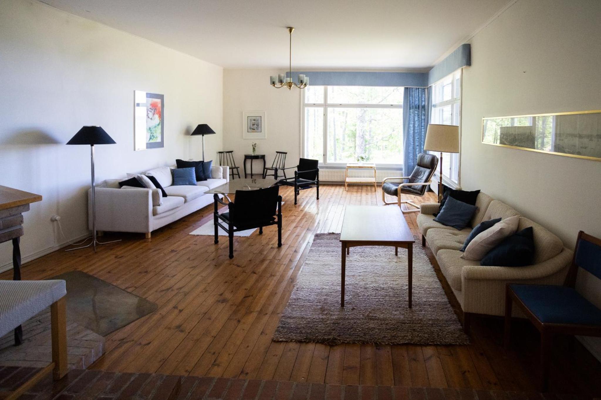 Villa photo 1