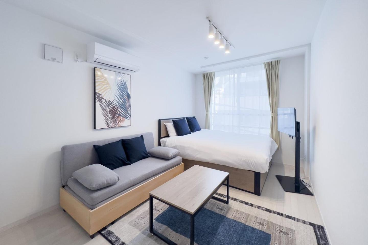 Apartment photo 1