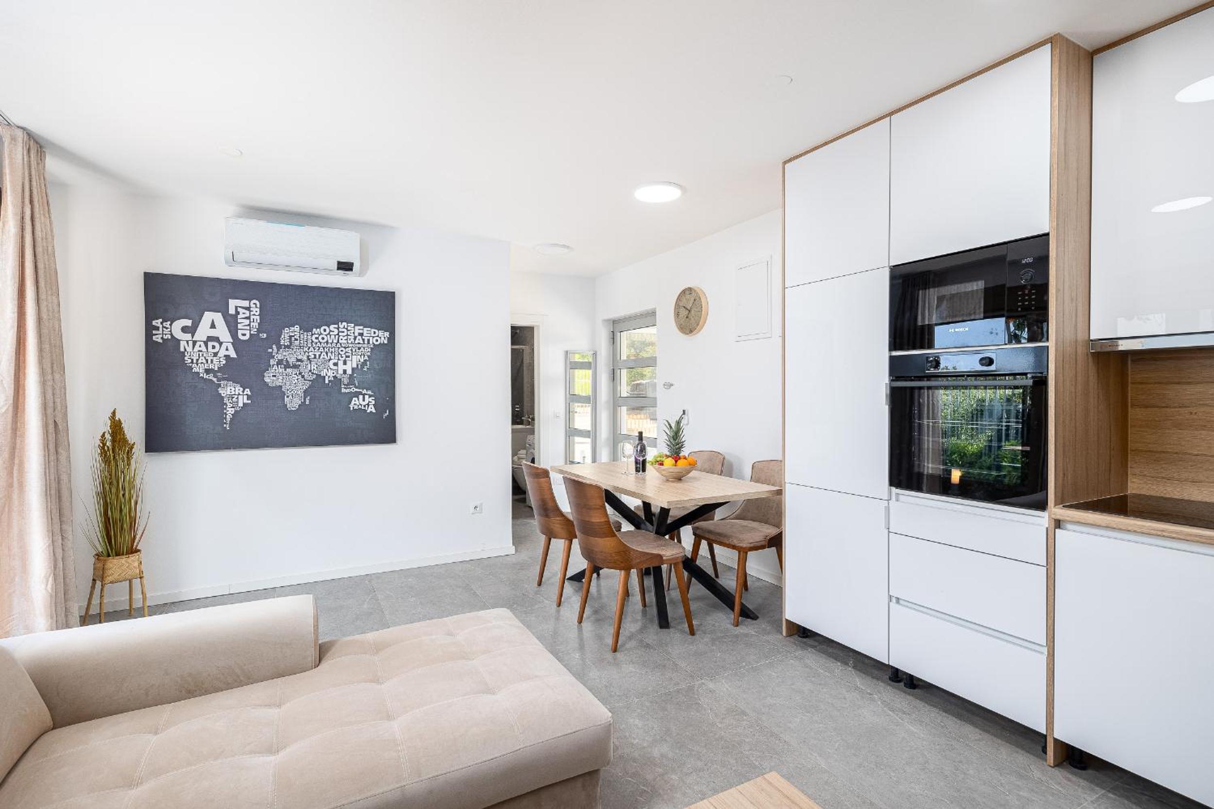 Apartment - Ground Floor photo 2