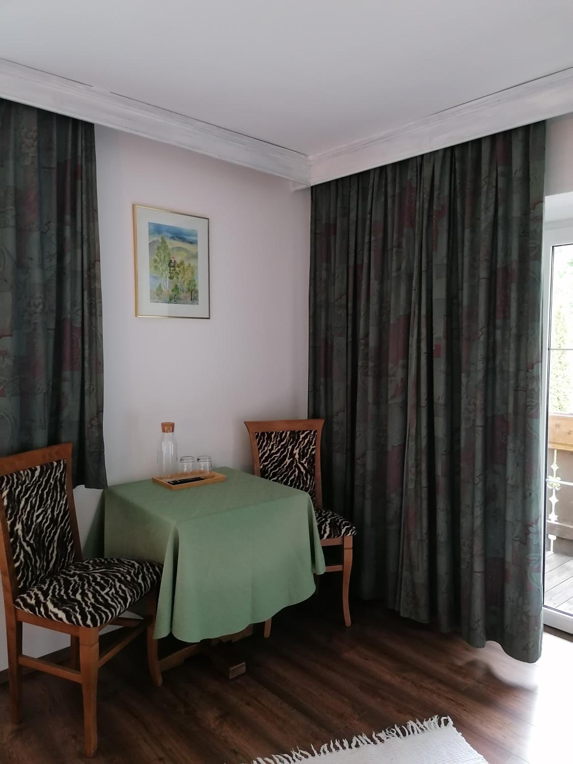 Double Room with Balcony - Photo 2